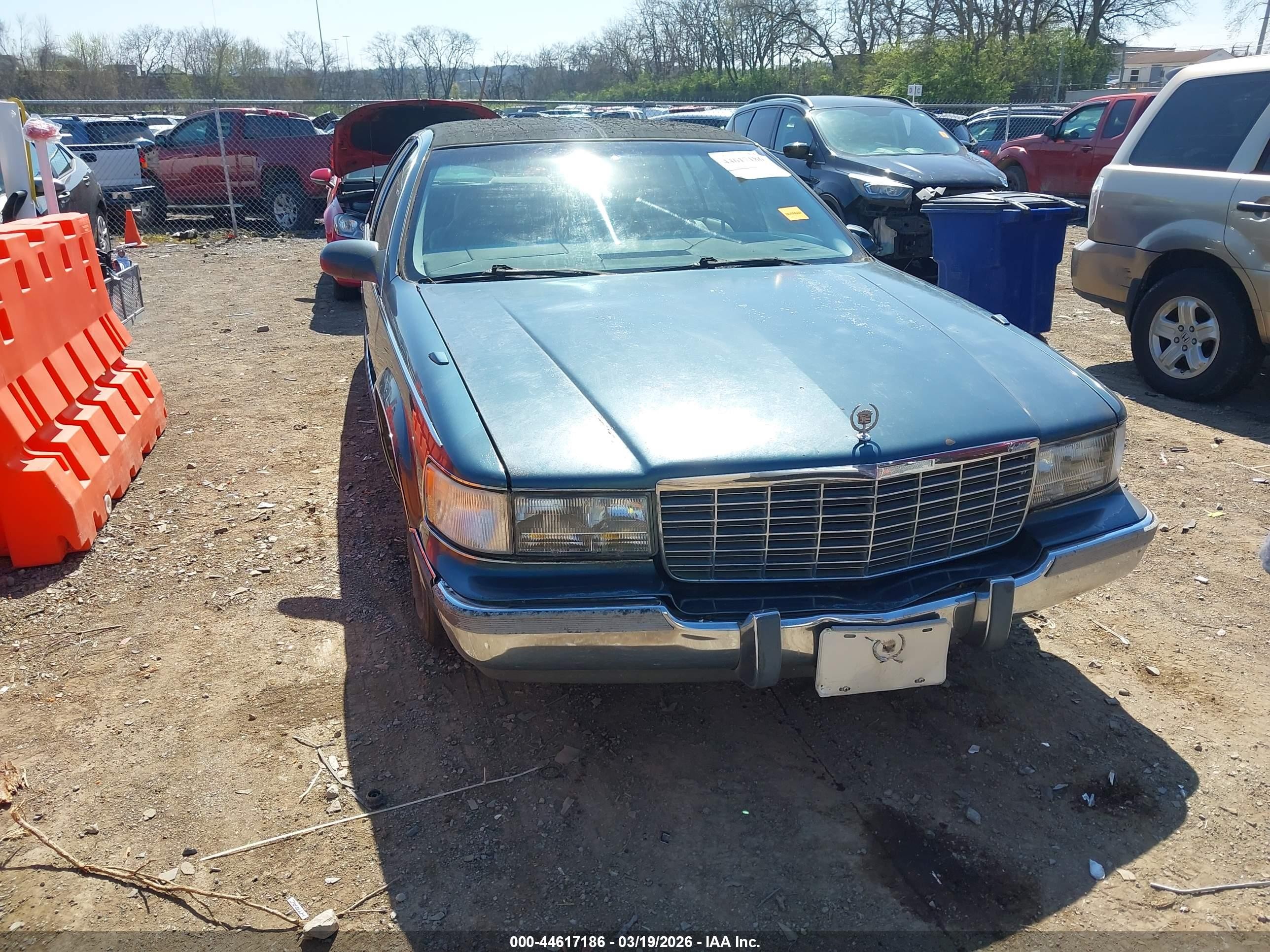 1995 Cadillac Fleetwood Brougham Blue vin: 1G6DW52P7SR715625