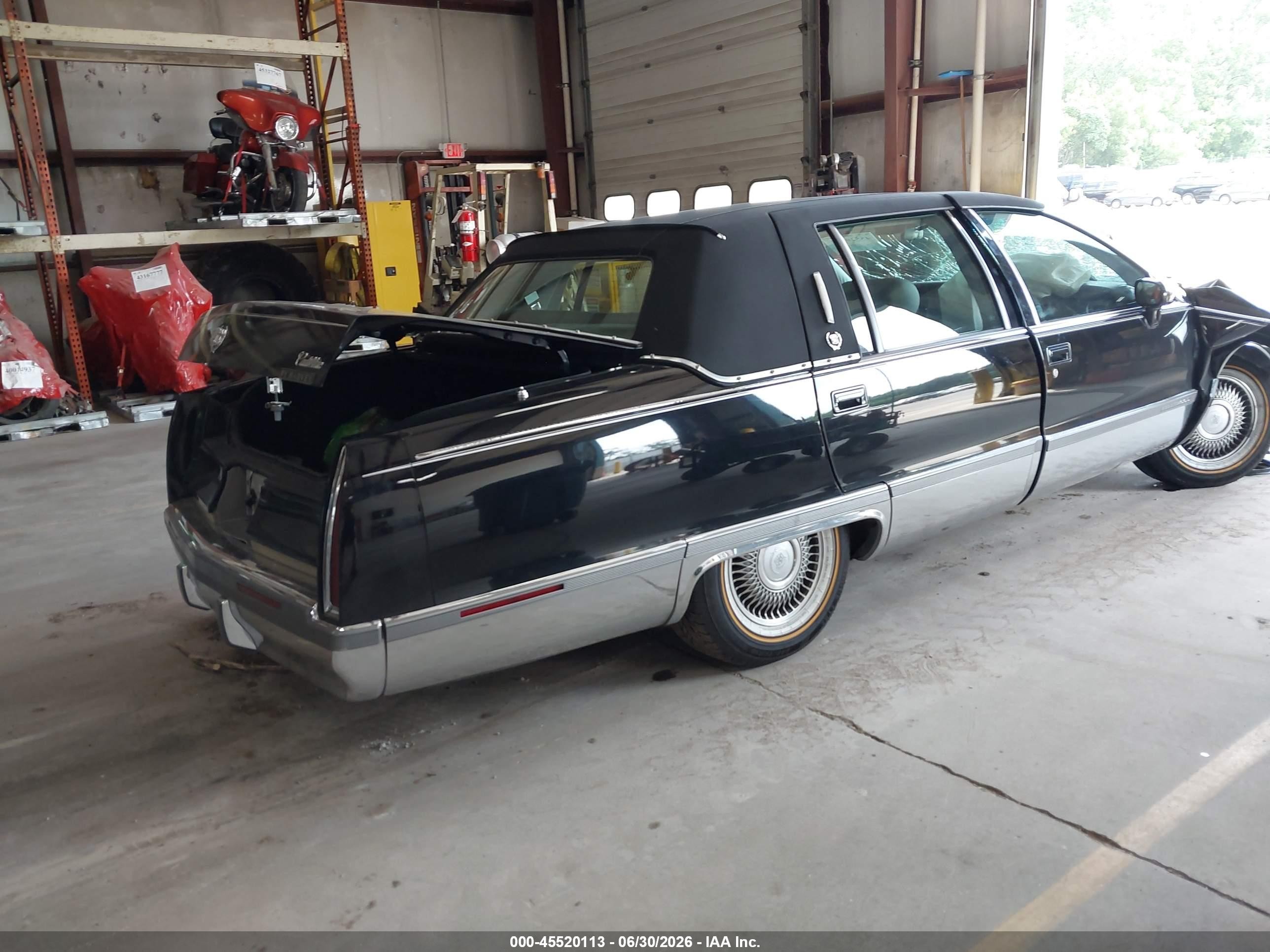 1994 Cadillac Fleetwood Brougham Black vin: 1G6DW52P8RR703879