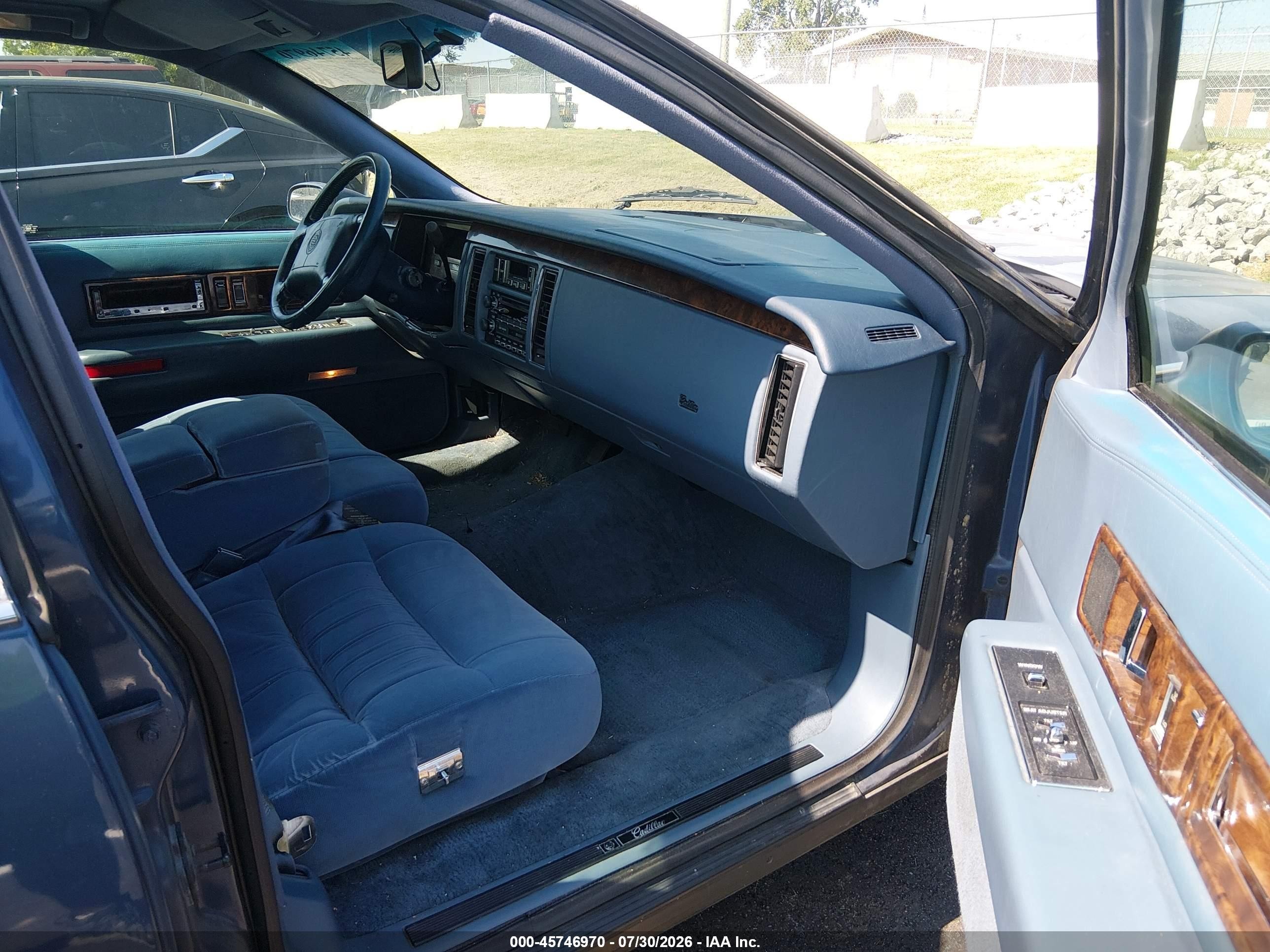 1994 Cadillac Fleetwood Brougham Blue vin: 1G6DW52P8RR716194