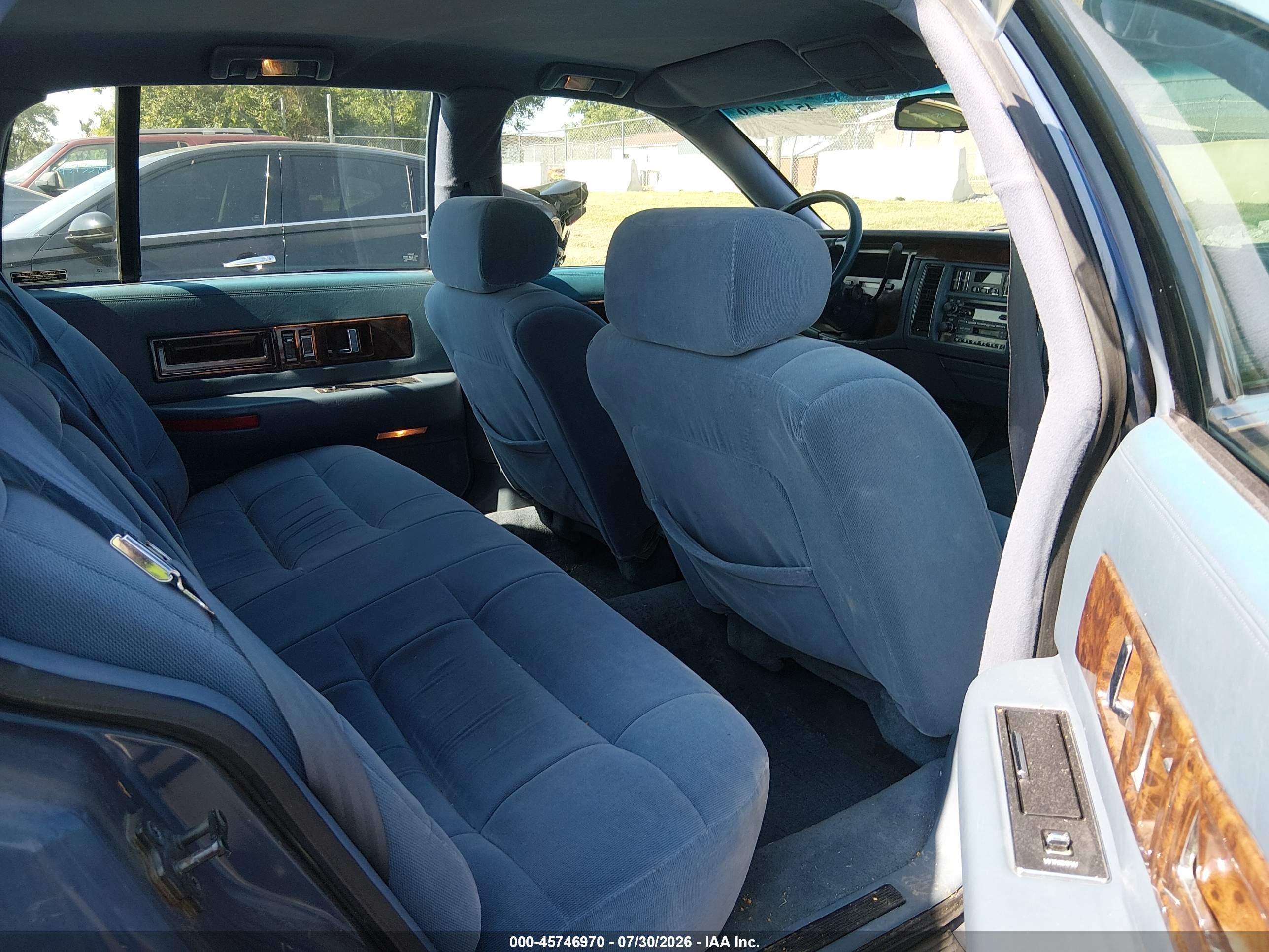 1994 Cadillac Fleetwood Brougham Blue vin: 1G6DW52P8RR716194