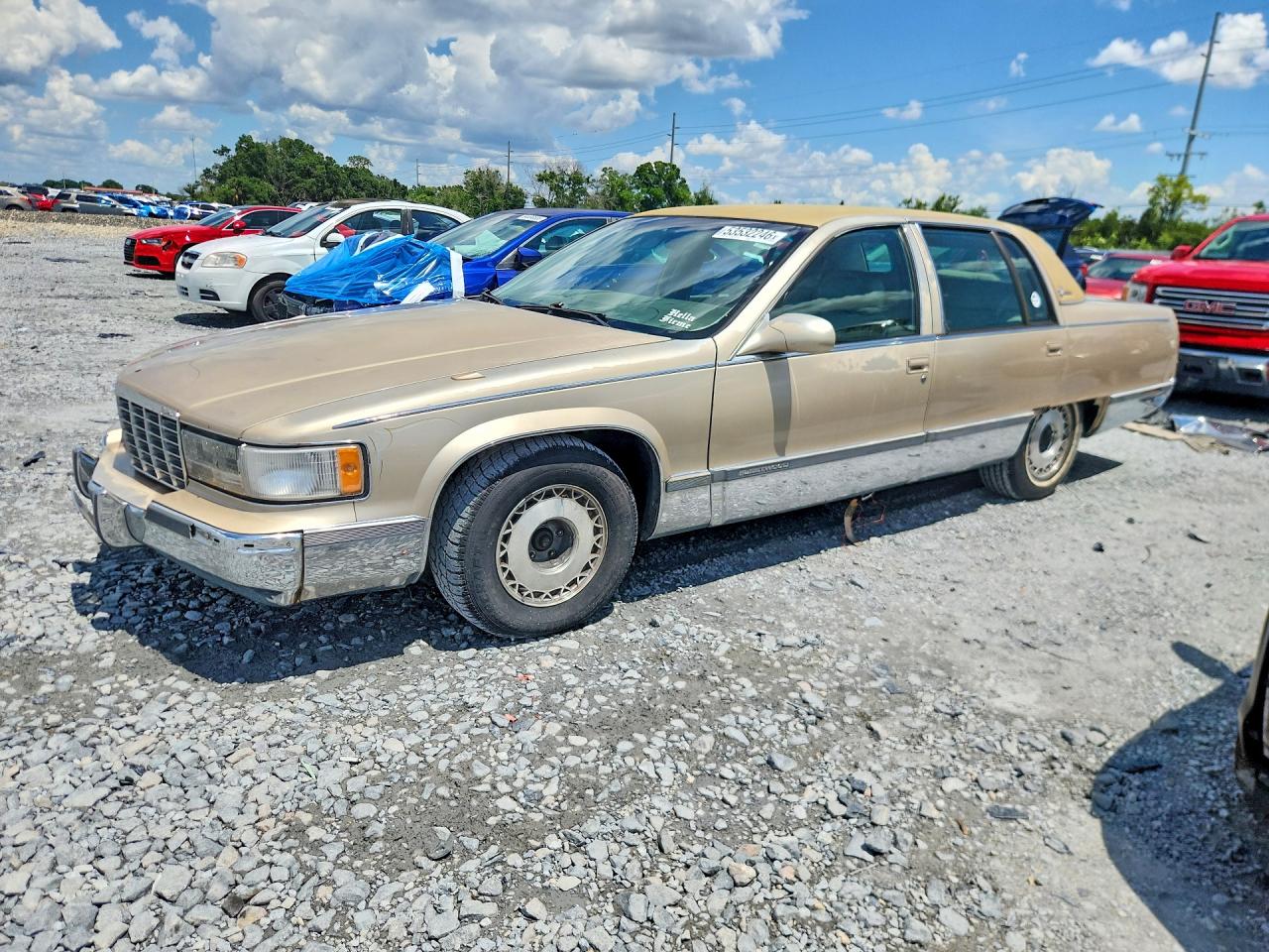 1996 Cadillac Fleetwood Base Tan vin: 1G6DW52P8TR702447