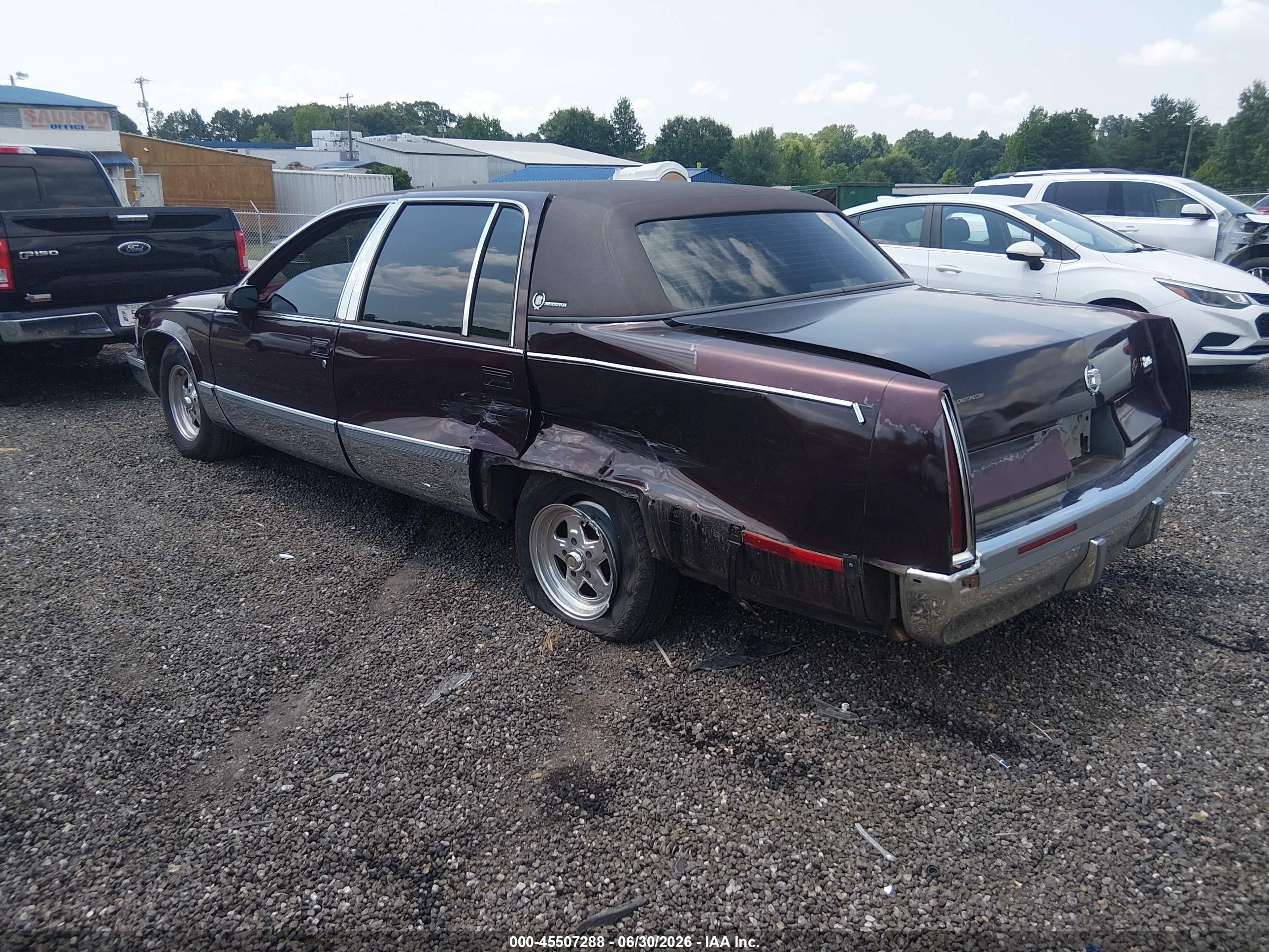 1994 Cadillac Fleetwood Brougham Burgundy vin: 1G6DW52P9RR704989