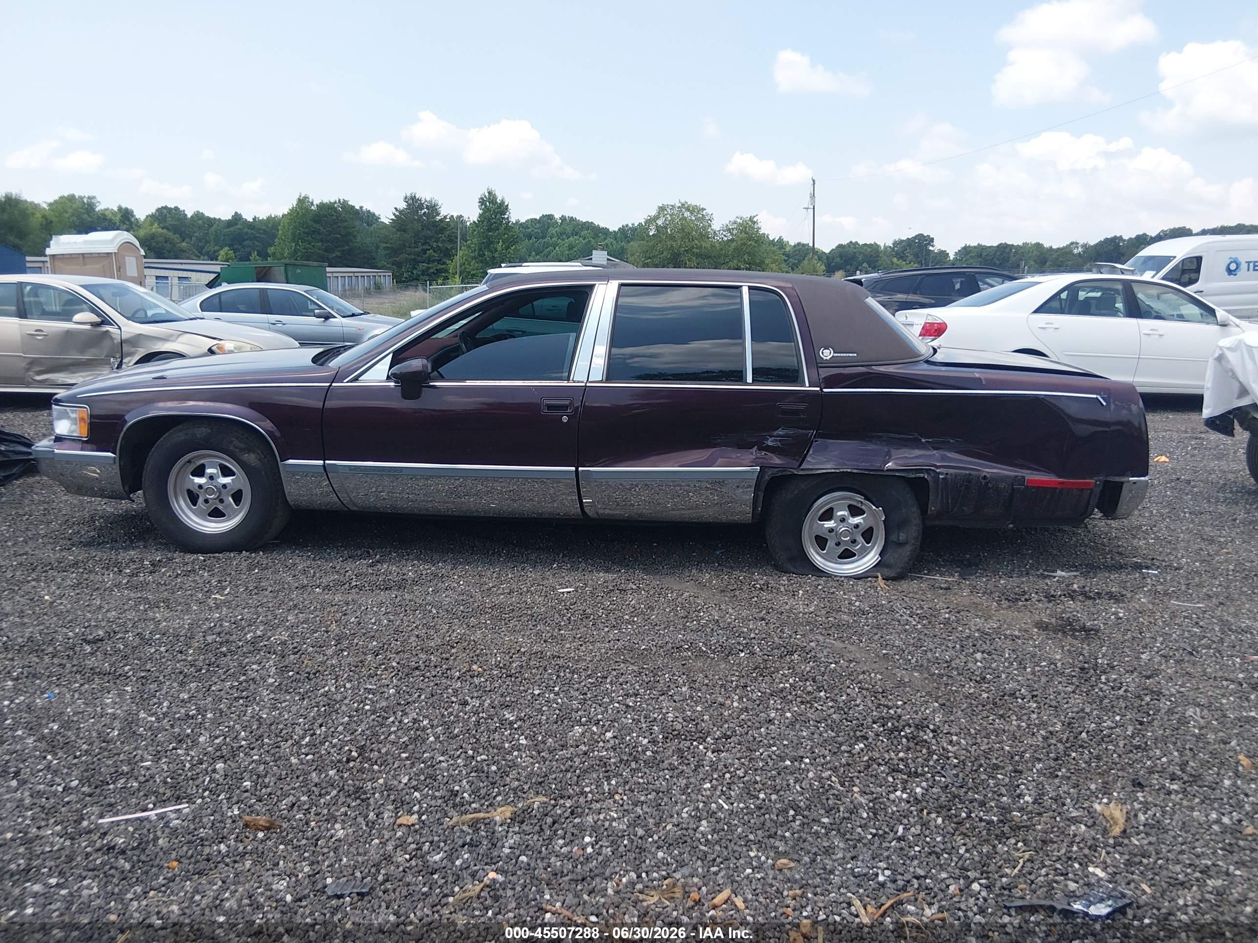 1994 Cadillac Fleetwood Brougham Burgundy vin: 1G6DW52P9RR704989