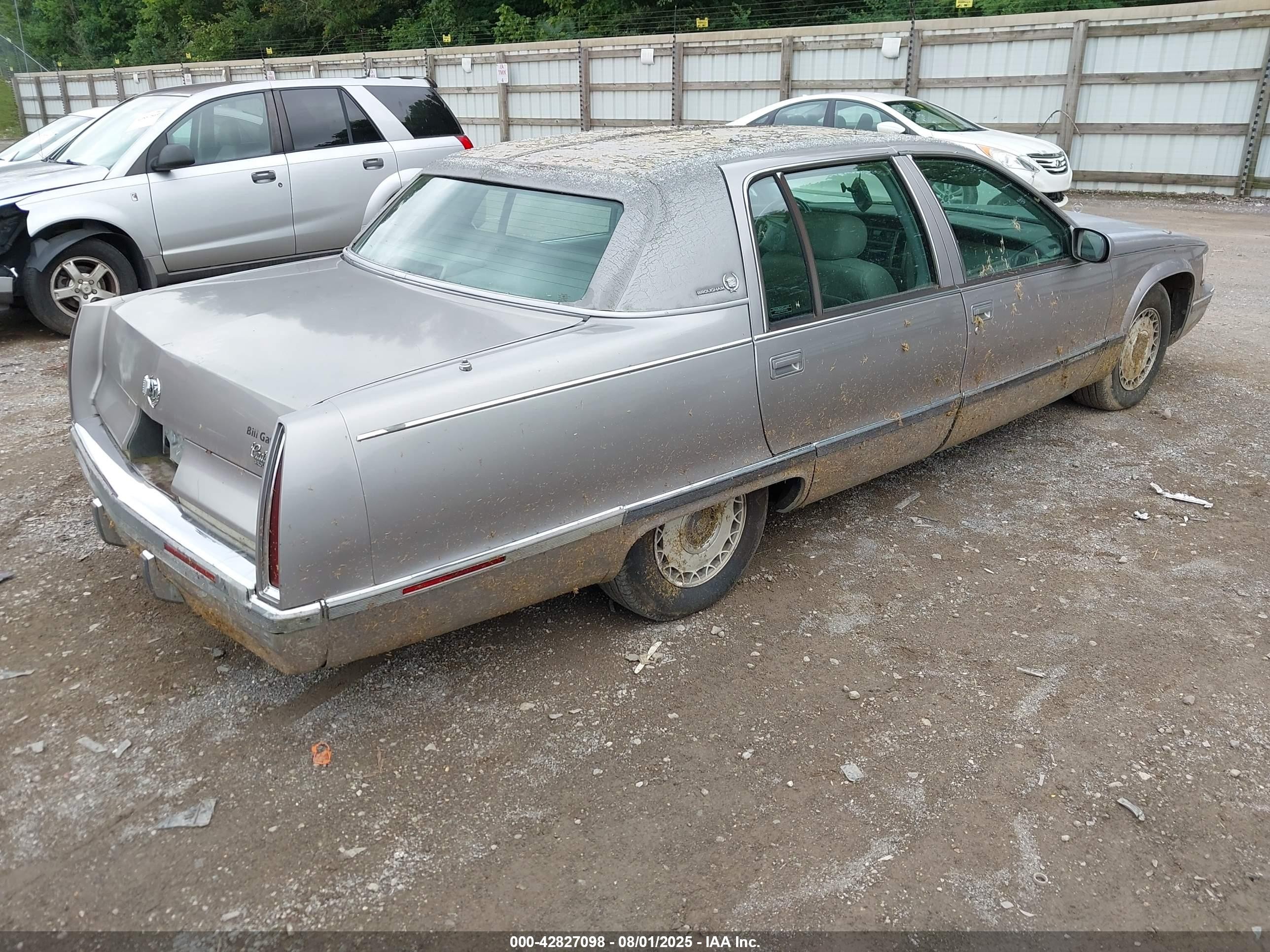 1996 Cadillac Fleetwood Brougham Gray vin: 1G6DW52PXTR705298