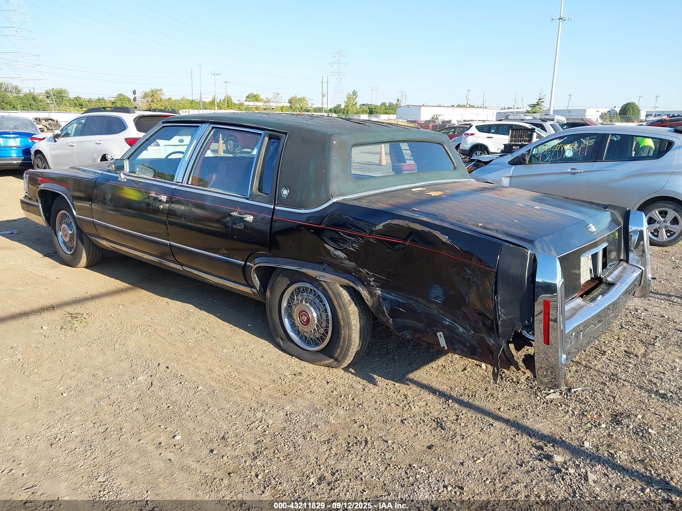 1990 Cadillac Brougham   Черный vin: 1G6DW5470LR712998