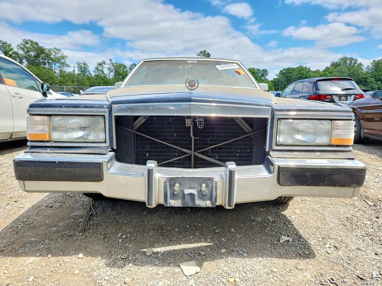1990 Cadillac Brougham Gray vin: 1G6DW5473LR723199