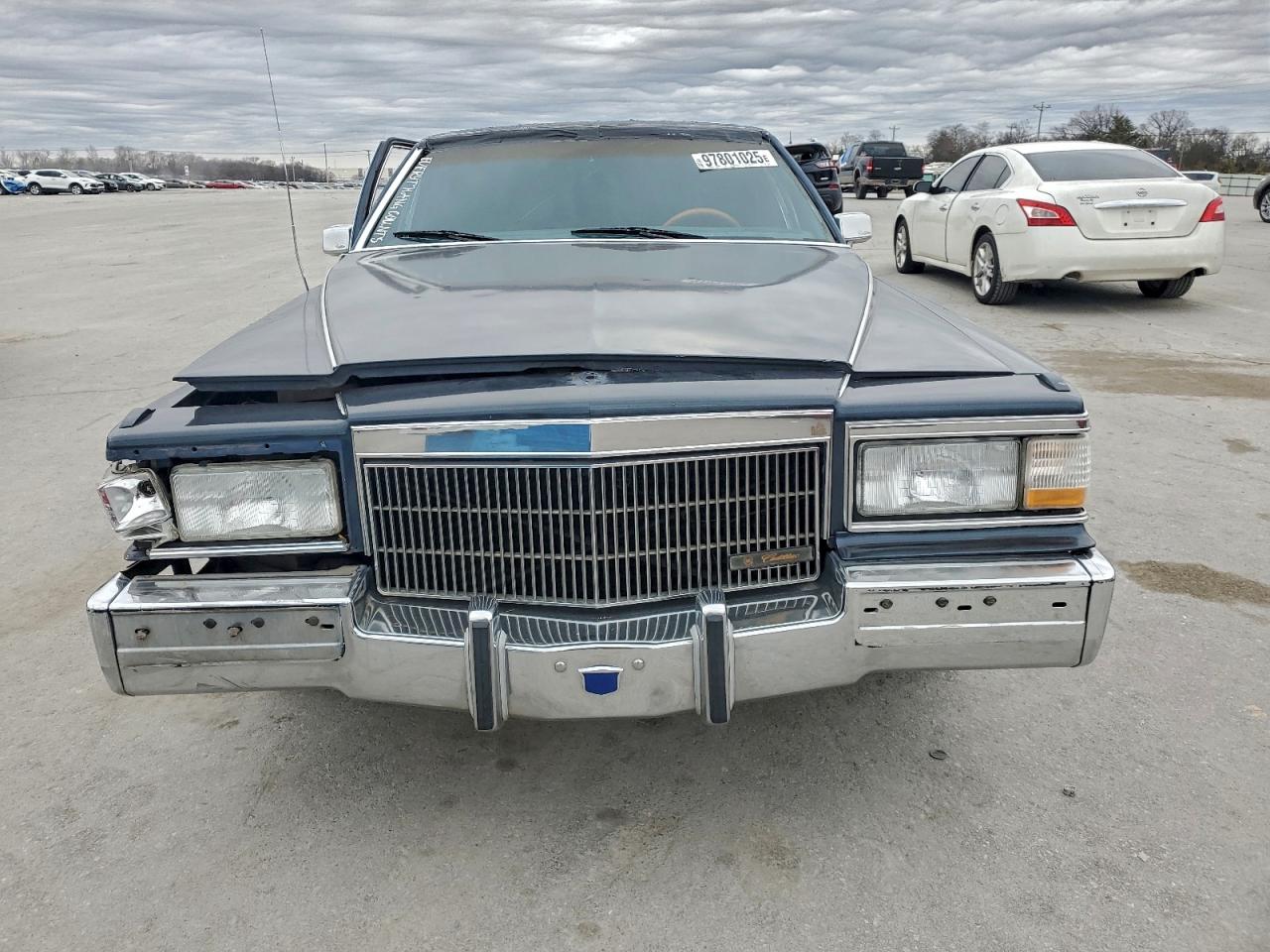 1990 Cadillac Brougham Синий vin: 1G6DW5476LR733645