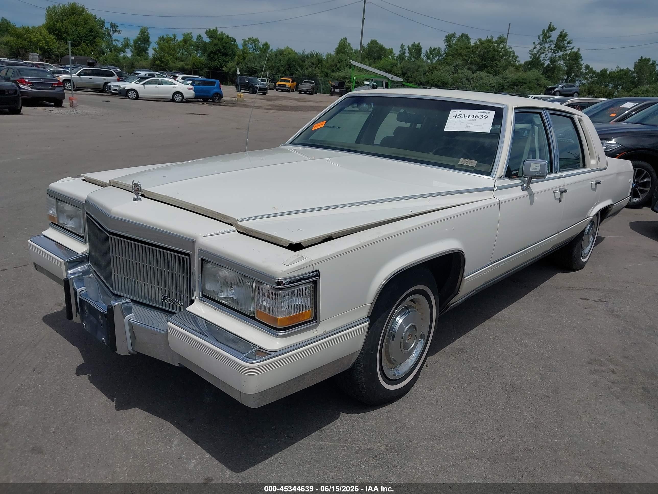 1991 Cadillac Brougham   White vin: 1G6DW54E5MR702290