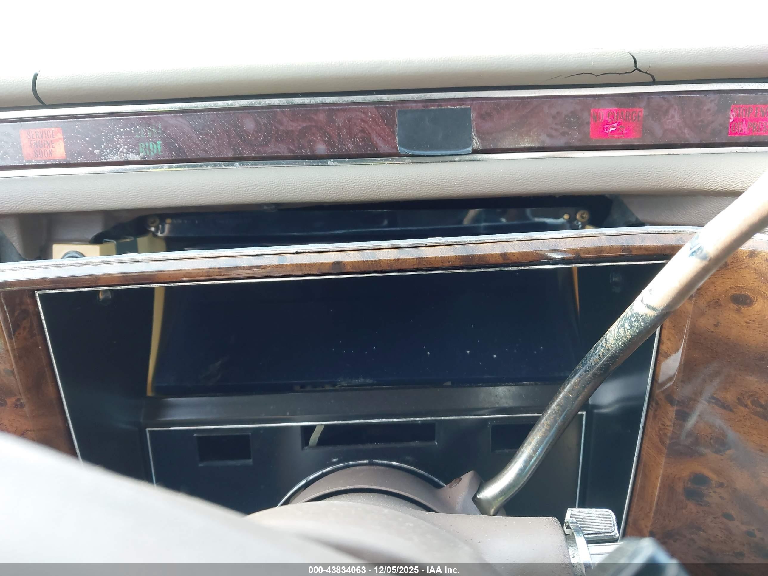1991 Cadillac Brougham   Brown vin: 1G6DW54E5MR710857