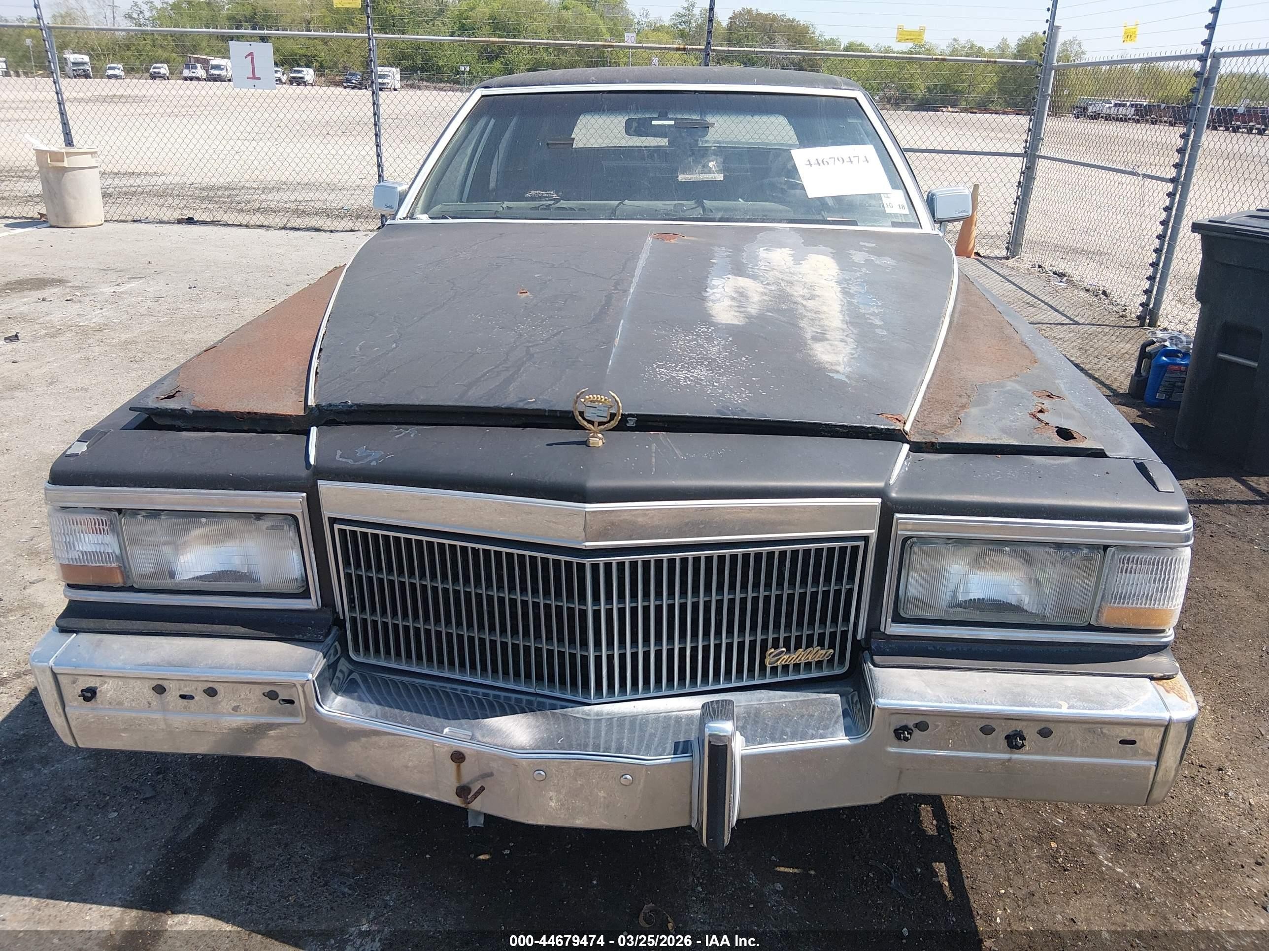 1991 Cadillac Brougham   Black vin: 1G6DW54E5MR714018