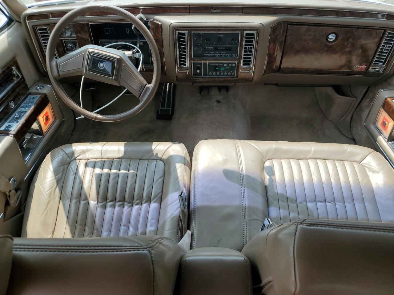 1991 Cadillac Brougham Бежевый vin: 1G6DW54E7MR717745