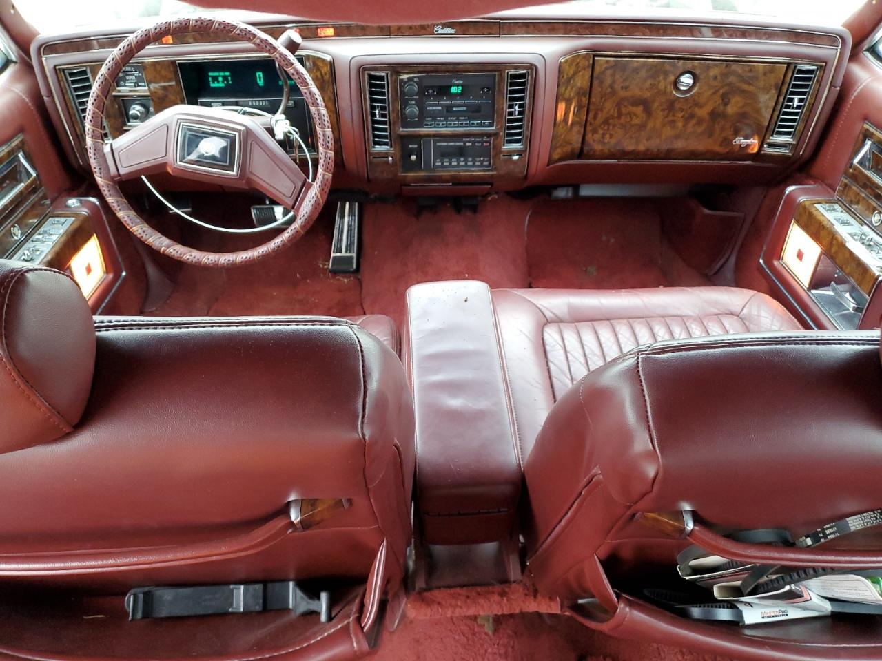 1990 Cadillac Brougham Белый vin: 1G6DW54Y3LR703463