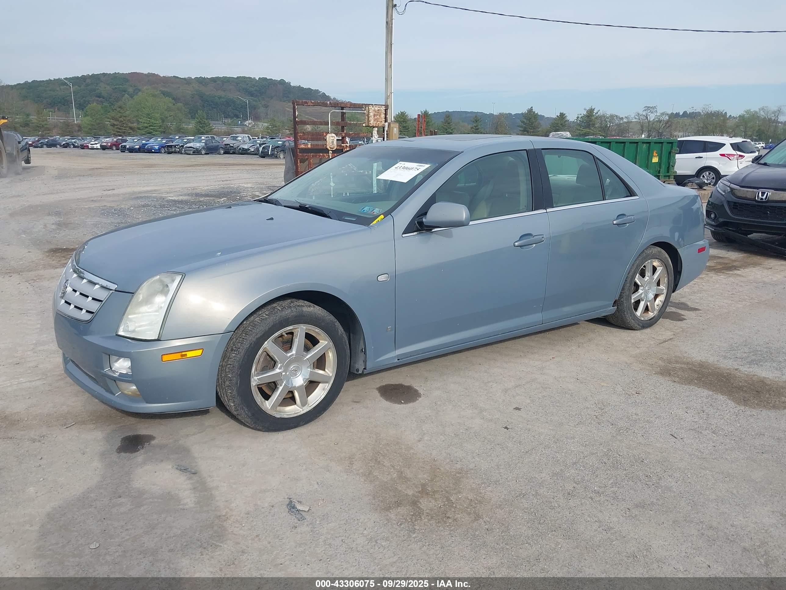 2007 Cadillac Sts V6 Light Blue vin: 1G6DW677070126071