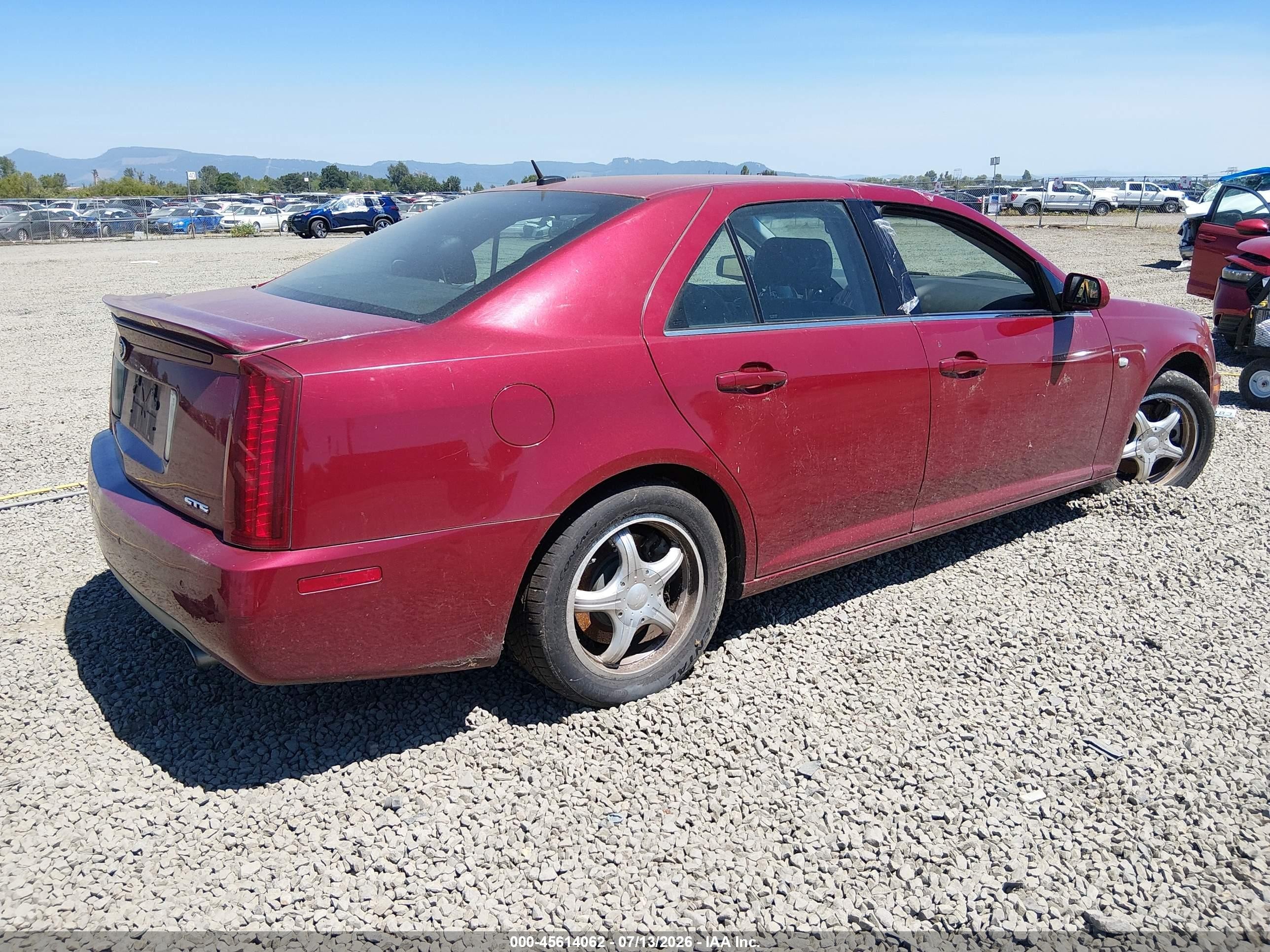2005 Cadillac Sts V6 Red vin: 1G6DW677350166688