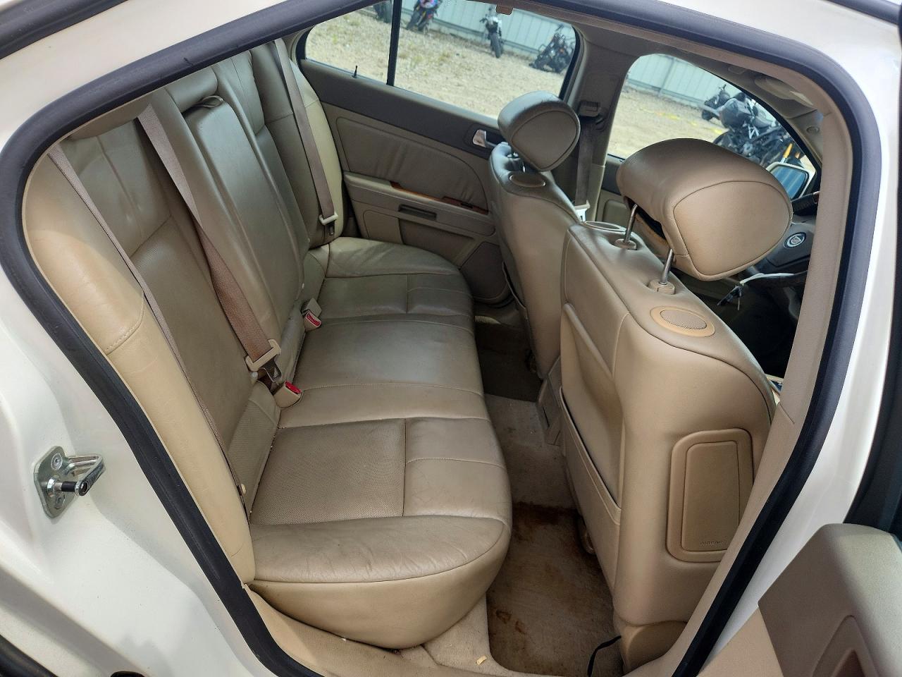 2006 Cadillac Sts Cream vin: 1G6DW677660119303