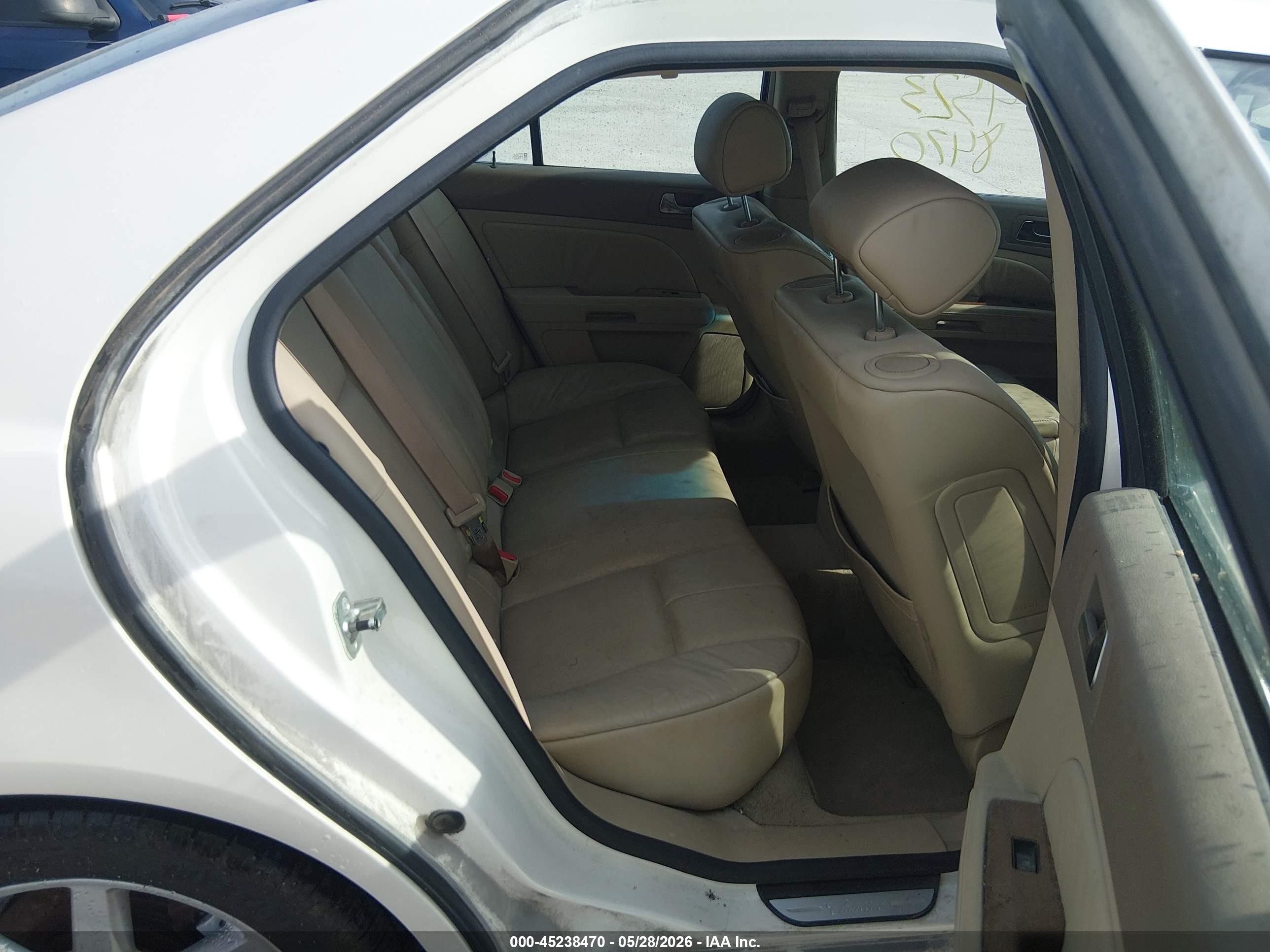 2005 Cadillac Sts V6 White vin: 1G6DW677850176262