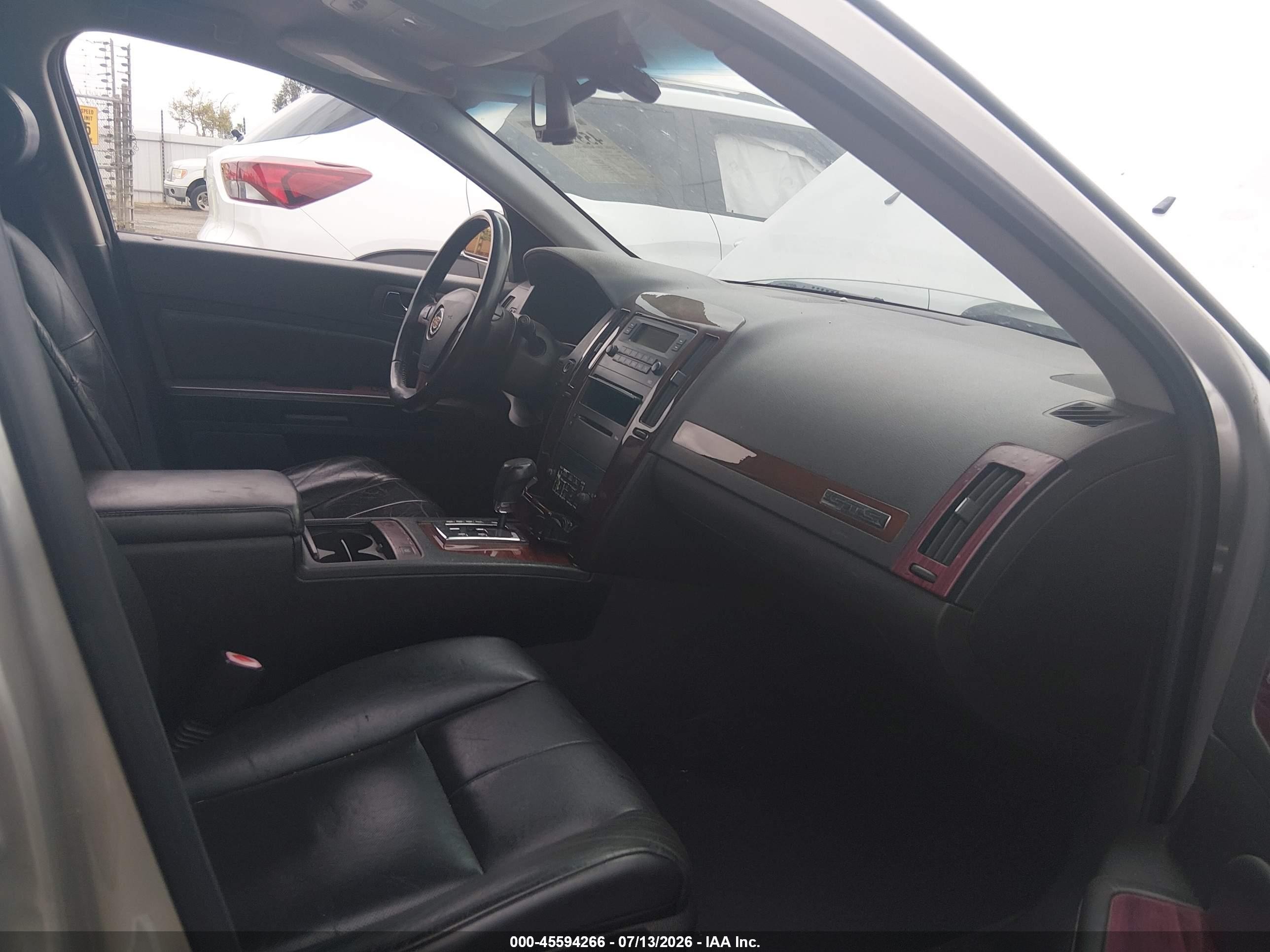 2005 Cadillac Sts V6 Серебряный vin: 1G6DW677850223810