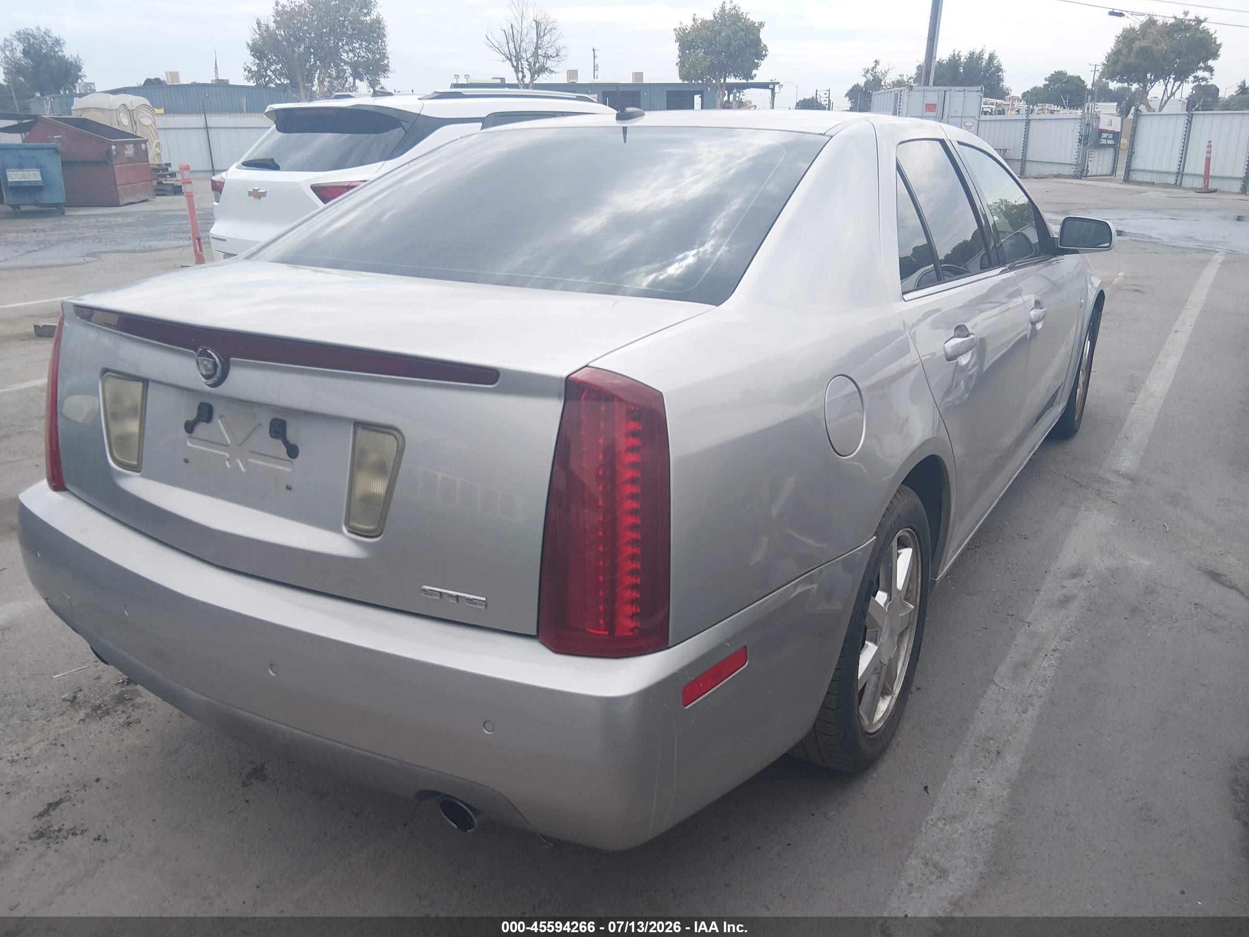 2005 Cadillac Sts V6 Серебряный vin: 1G6DW677850223810