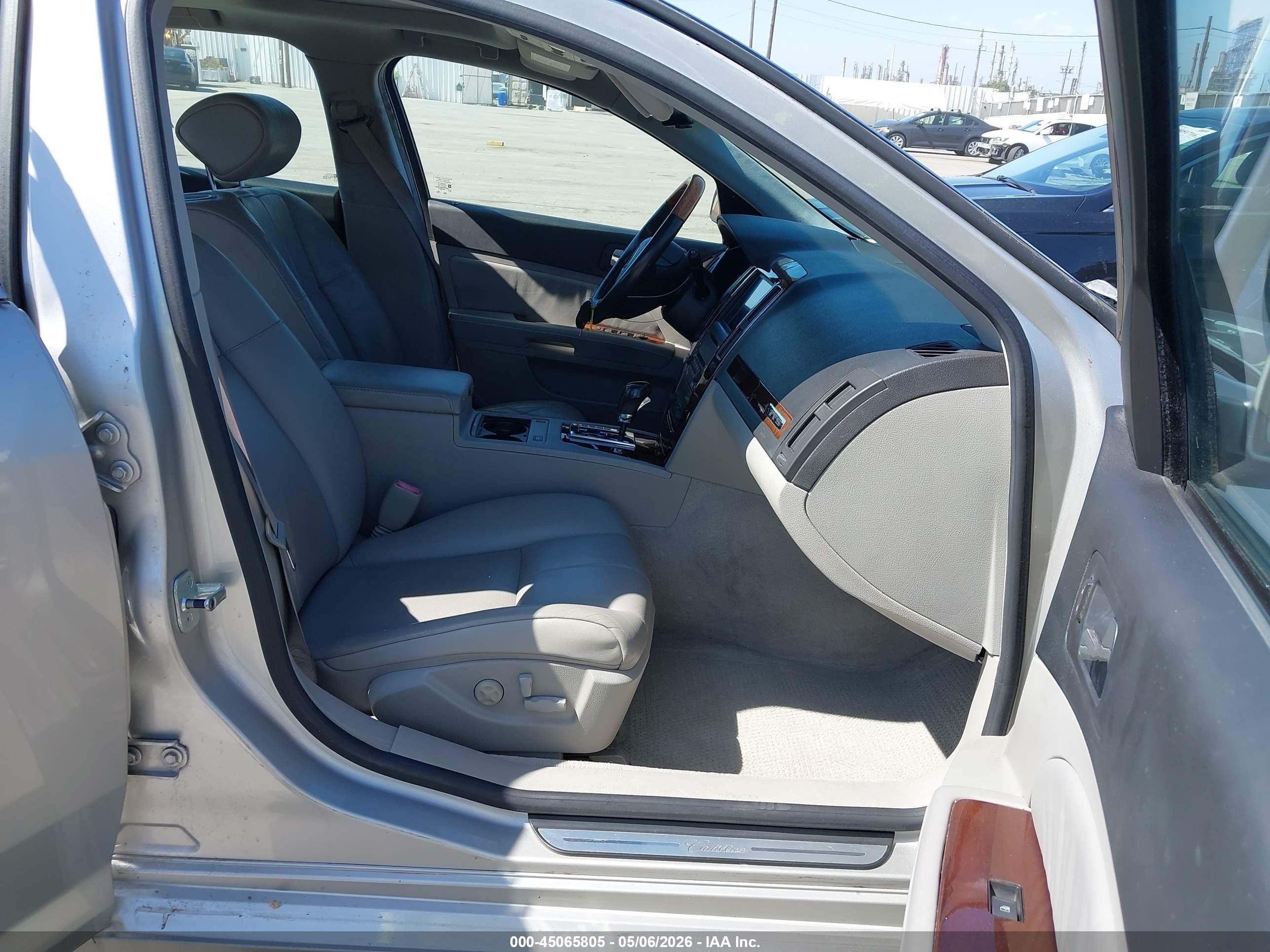 2005 Cadillac Sts V6 Silver vin: 1G6DW677X50197162