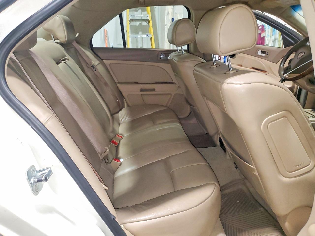 2007 Cadillac Sts White vin: 1G6DW677X70118673