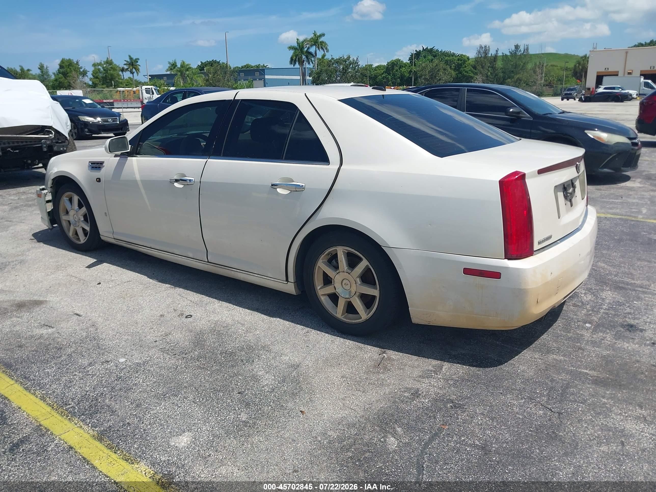 2008 Cadillac Sts Rwd W/1sb White vin: 1G6DW67V280103570