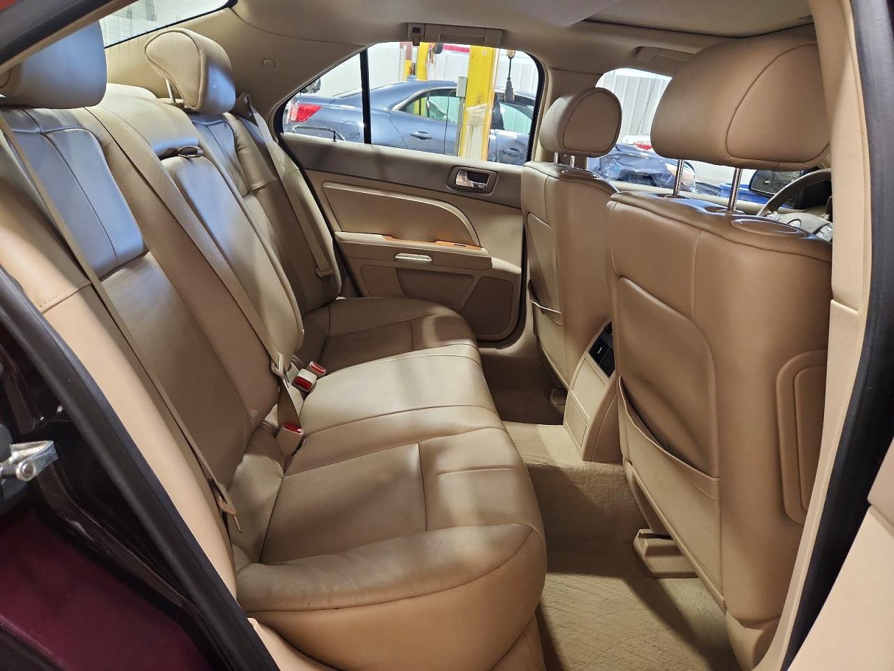 2008 Cadillac Sts Purple vin: 1G6DW67V480119088