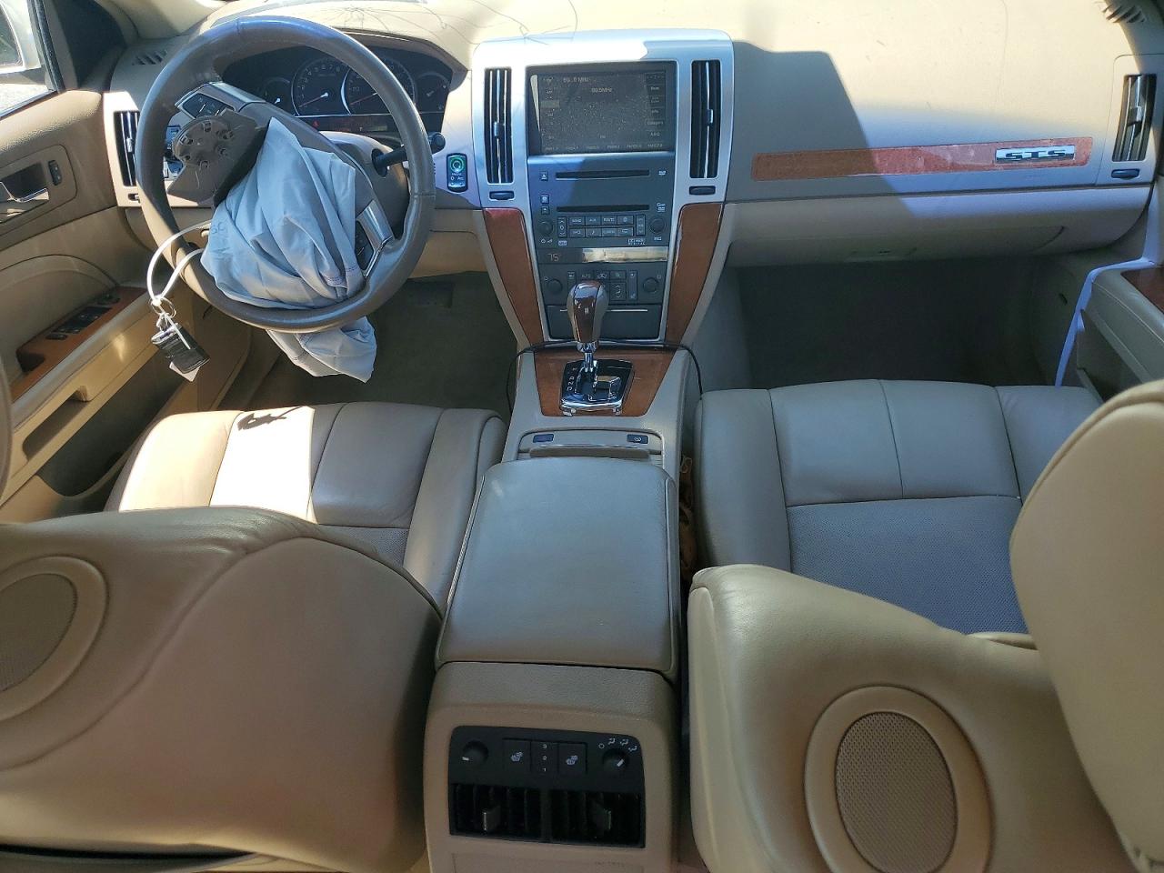 2008 Cadillac Sts White vin: 1G6DW67VX80105373