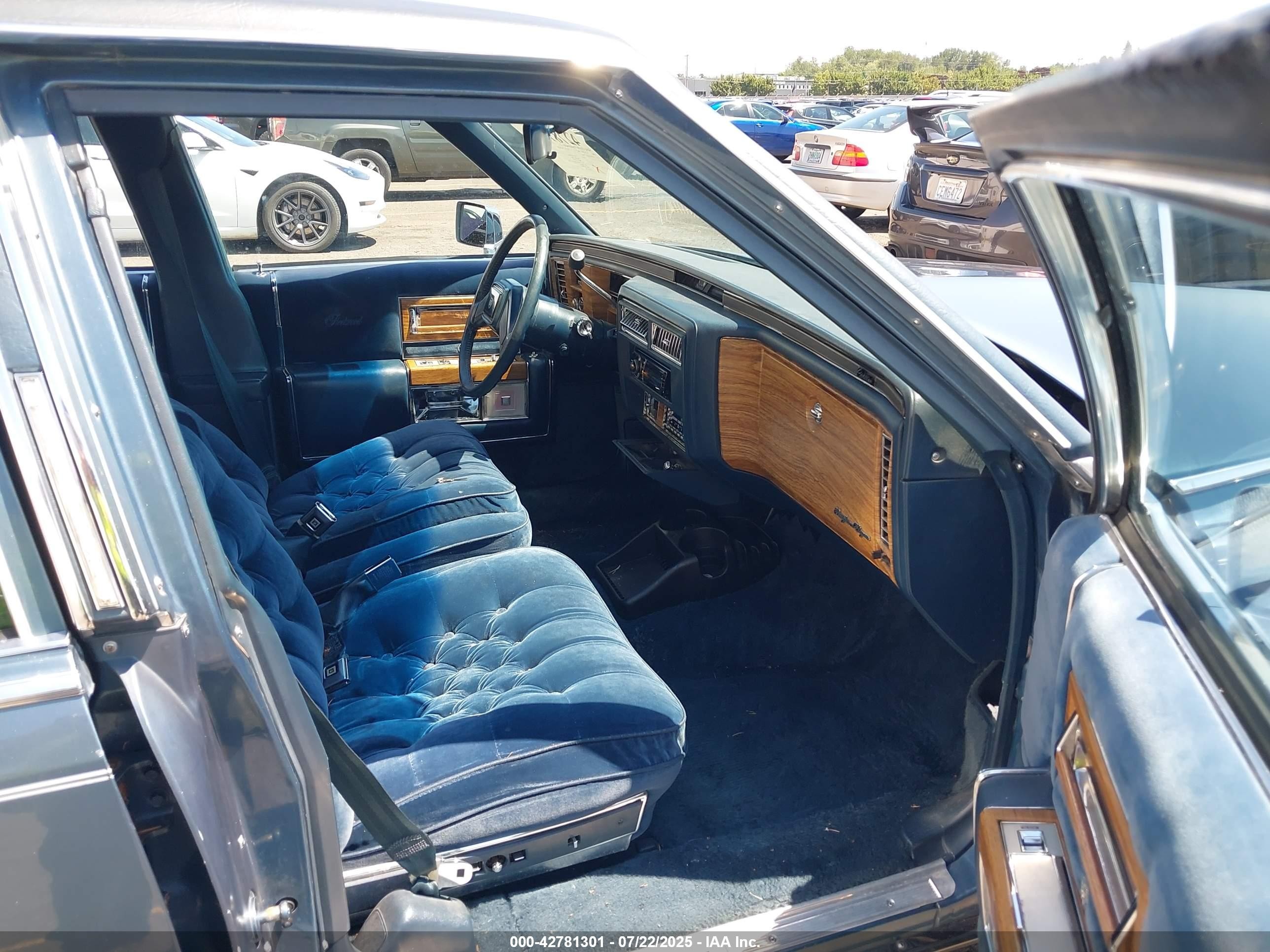 1985 Cadillac Fleetwood Brougham Light Blue vin: 1G6DW6985F9710496