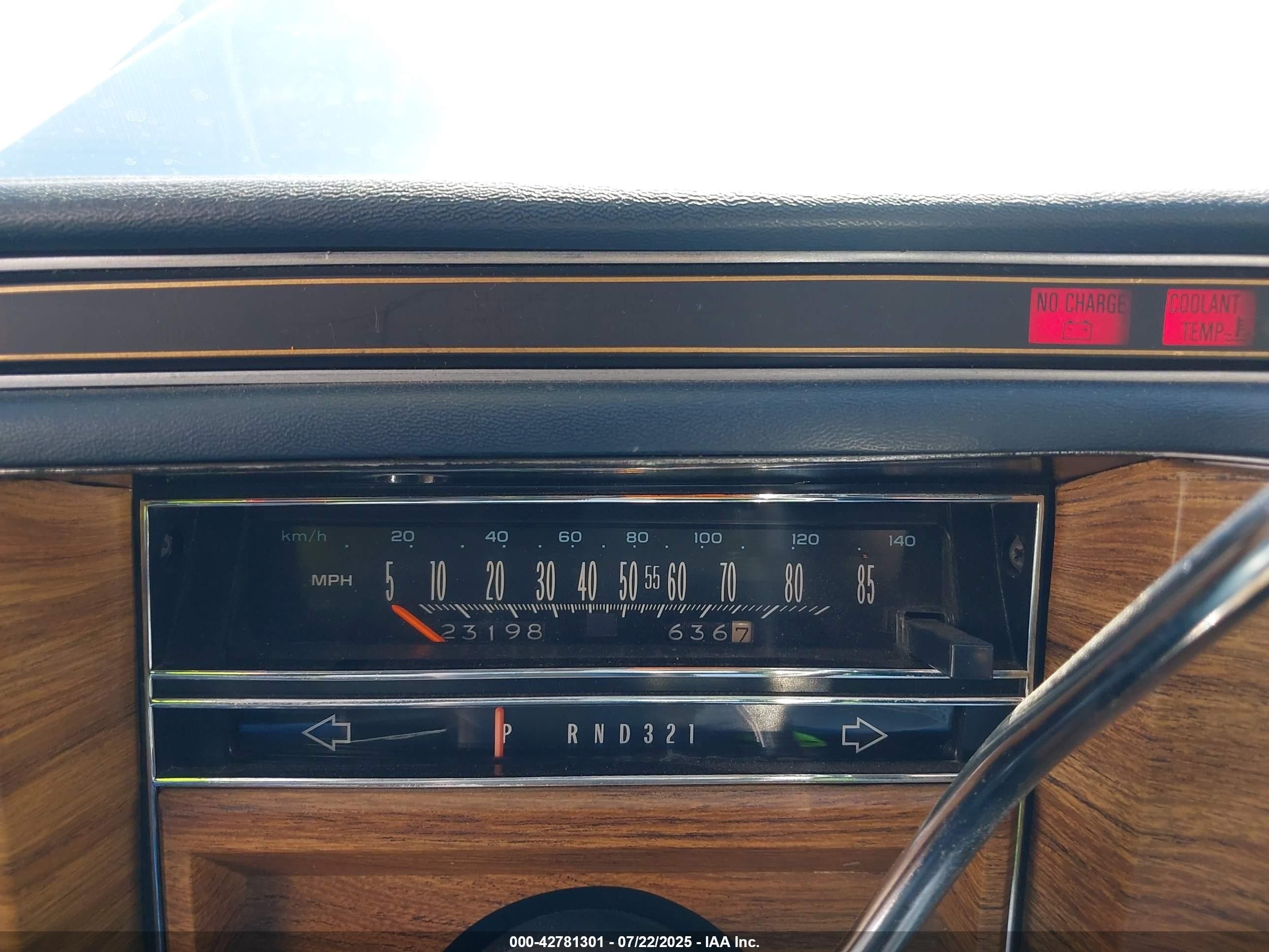 1985 Cadillac Fleetwood Brougham Light Blue vin: 1G6DW6985F9710496