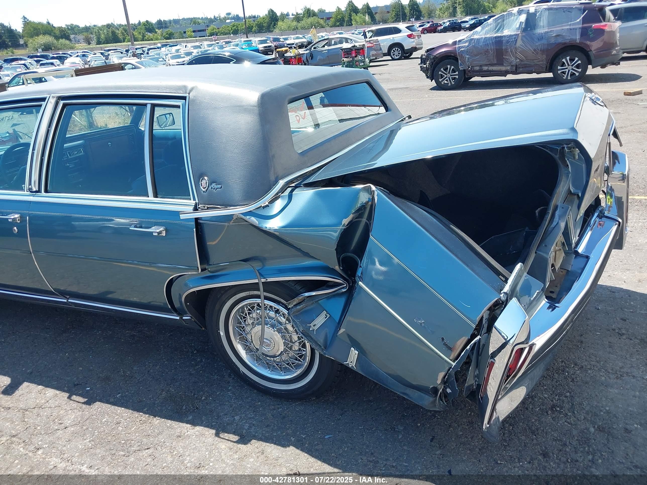1985 Cadillac Fleetwood Brougham Light Blue vin: 1G6DW6985F9710496