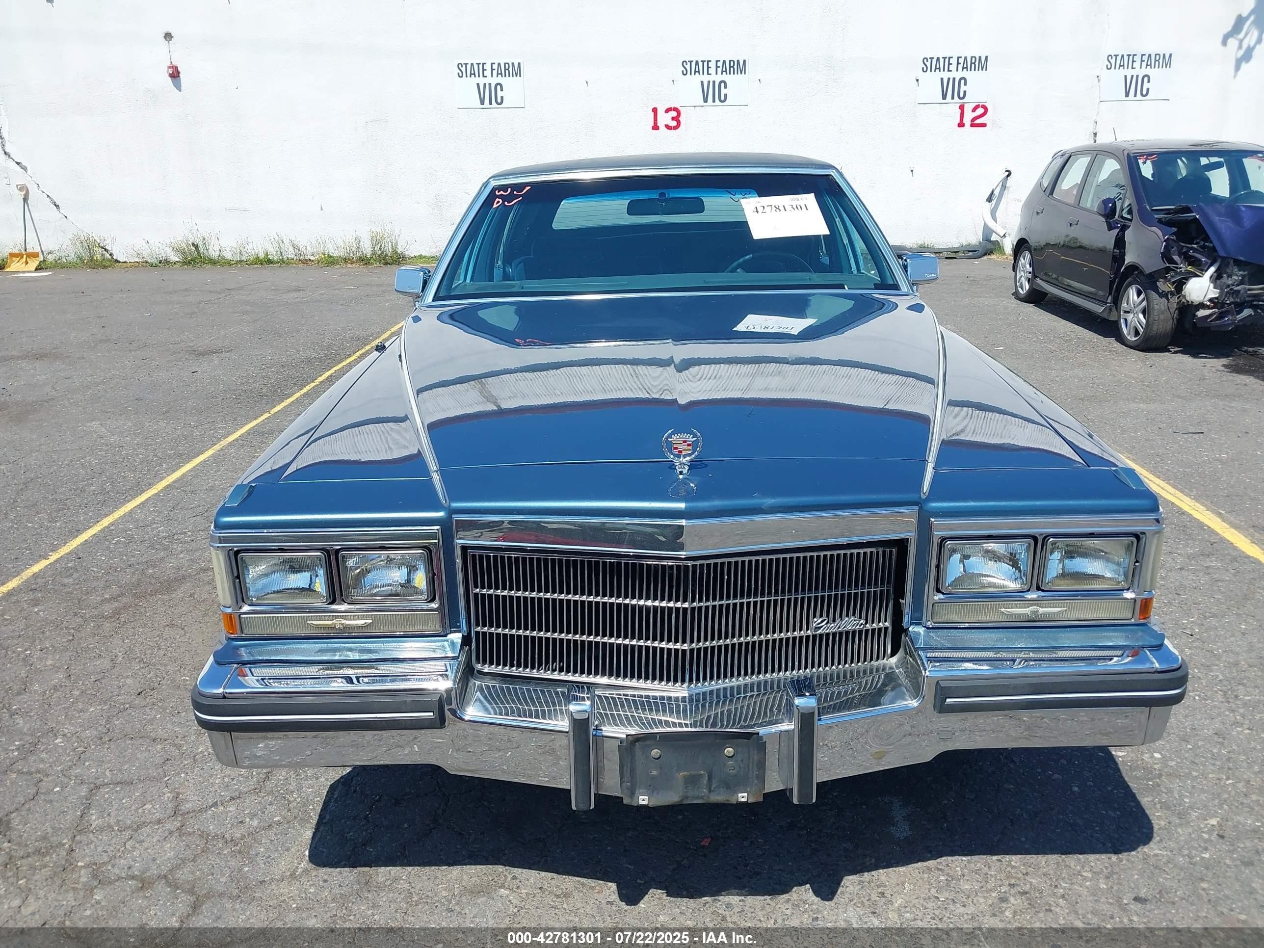 1985 Cadillac Fleetwood Brougham Light Blue vin: 1G6DW6985F9710496