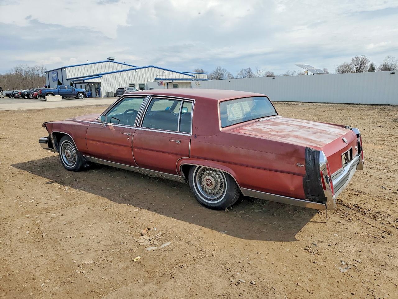 1986 Cadillac Fleetwood Brougham Maroon vin: 1G6DW69YXG9739087