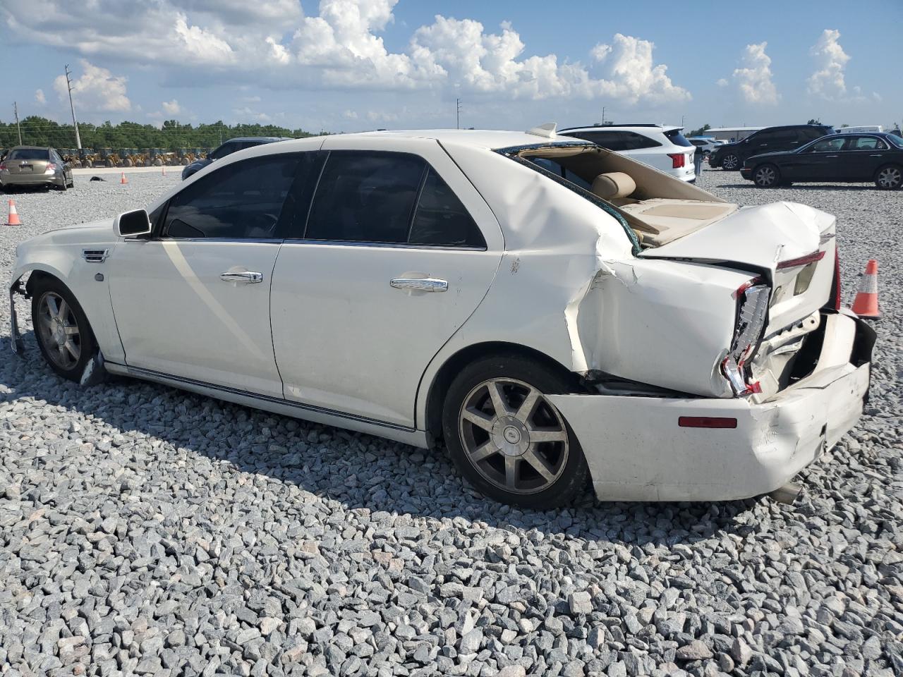 2011 Cadillac Sts Luxury White vin: 1G6DW6ED3B0125613