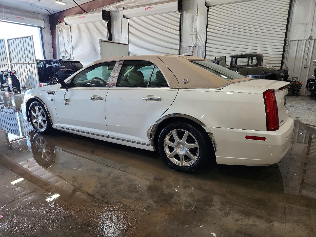 2011 Cadillac Sts Luxury Beige vin: 1G6DW6ED4B0124714