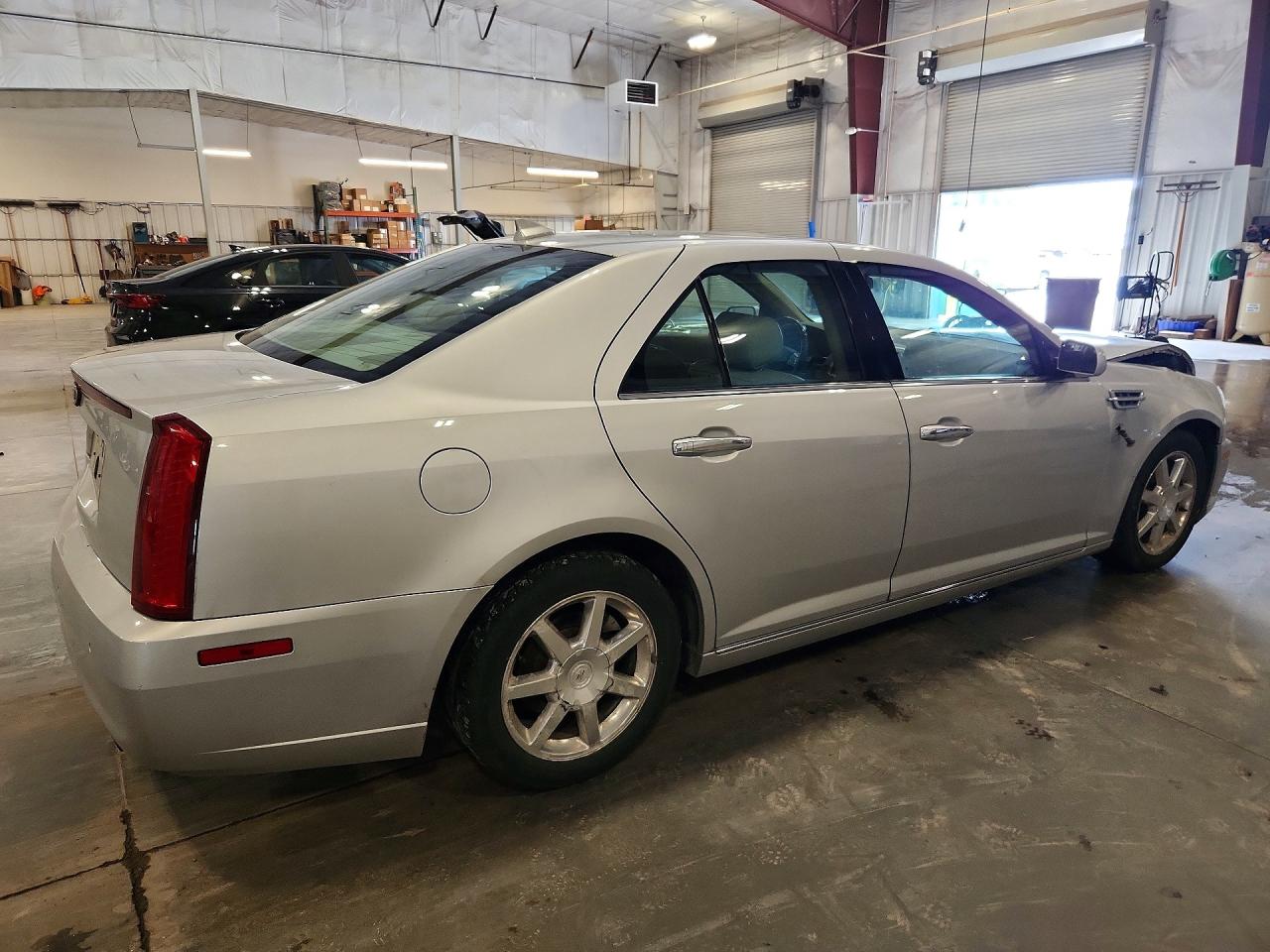 2011 Cadillac Sts Luxury Silver vin: 1G6DW6ED6B0104884