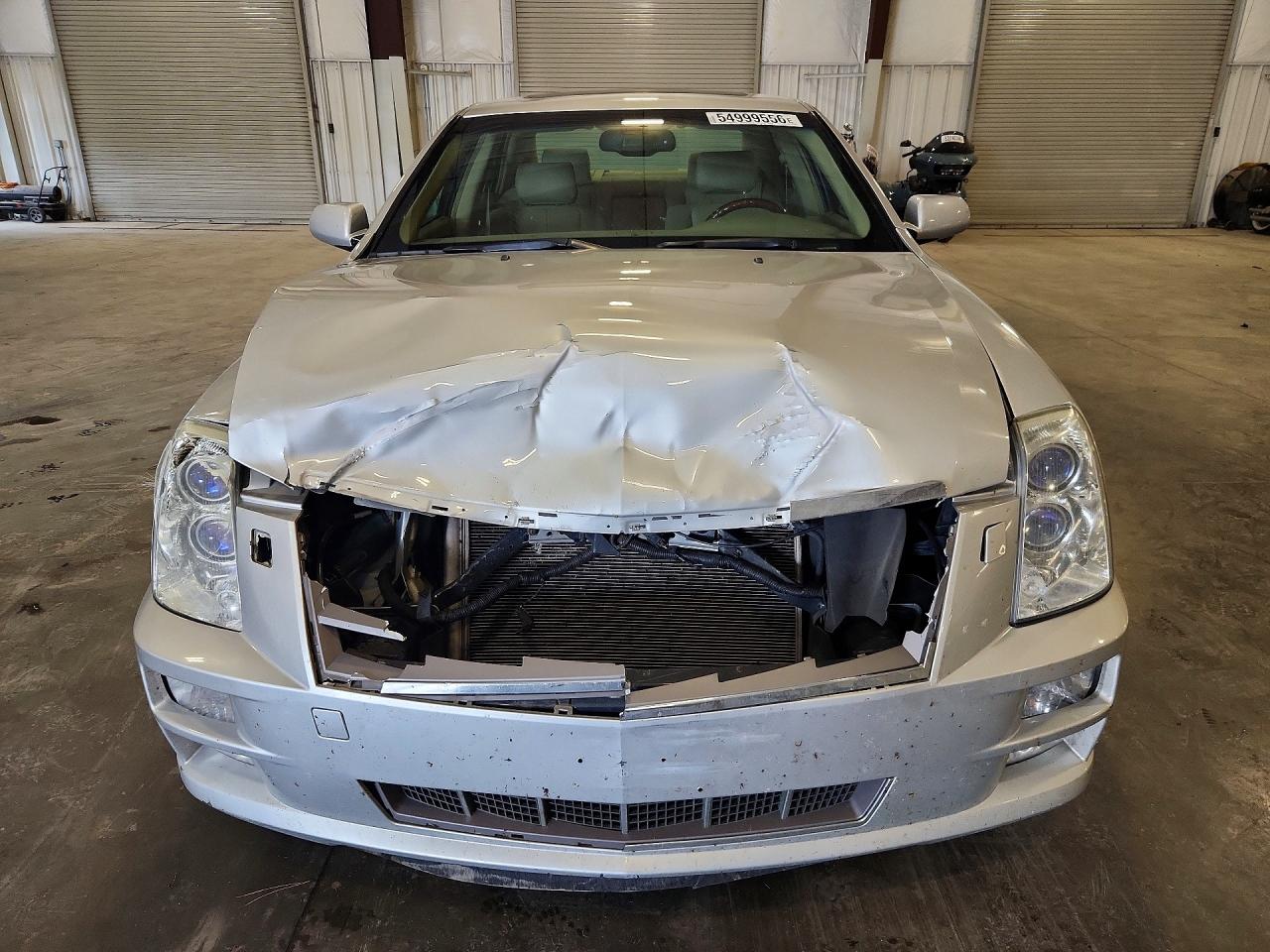 2011 Cadillac Sts Luxury Silver vin: 1G6DW6ED6B0104884