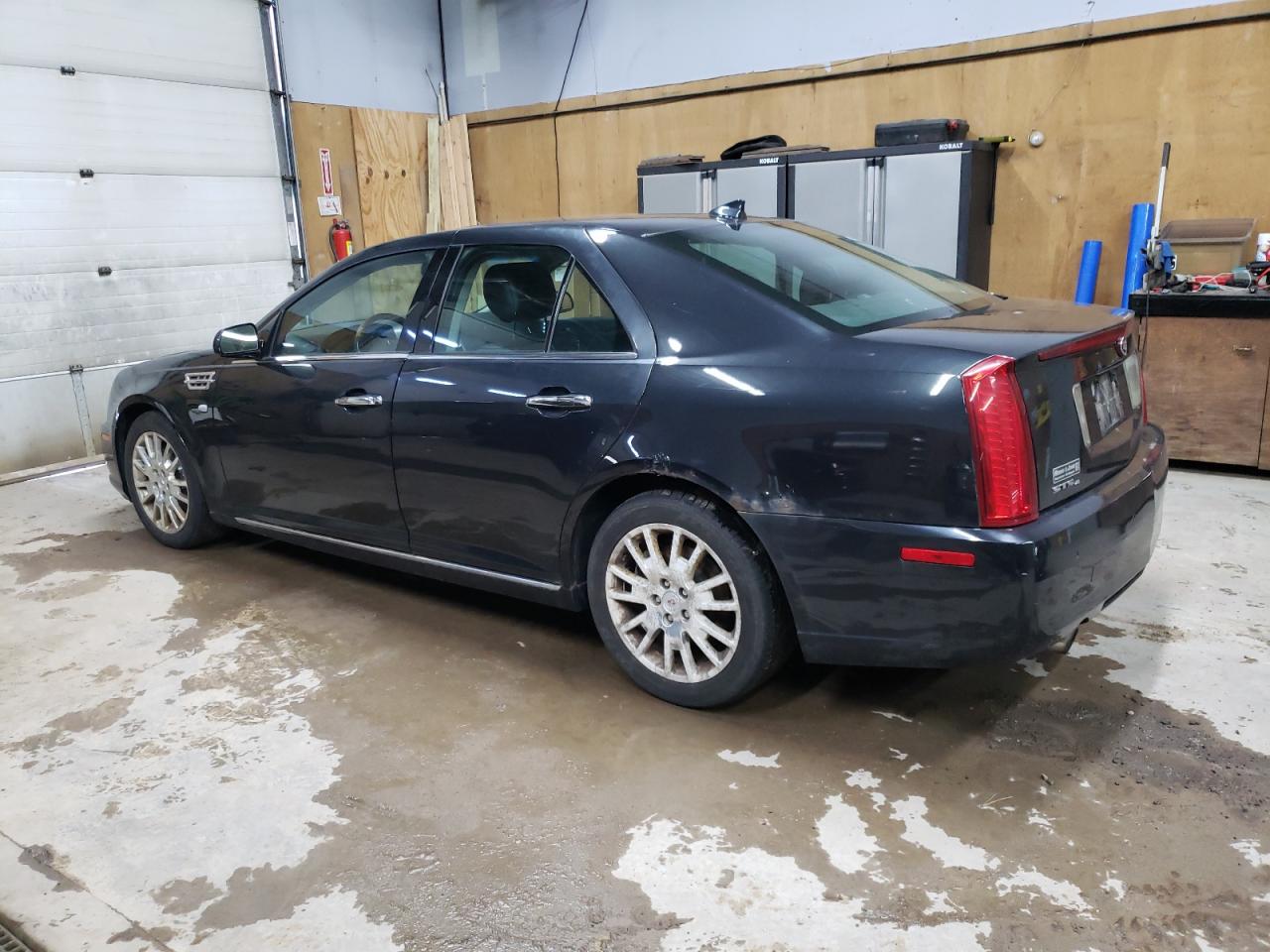 2011 Cadillac Sts Luxury Черный vin: 1G6DW6ED7B0123654