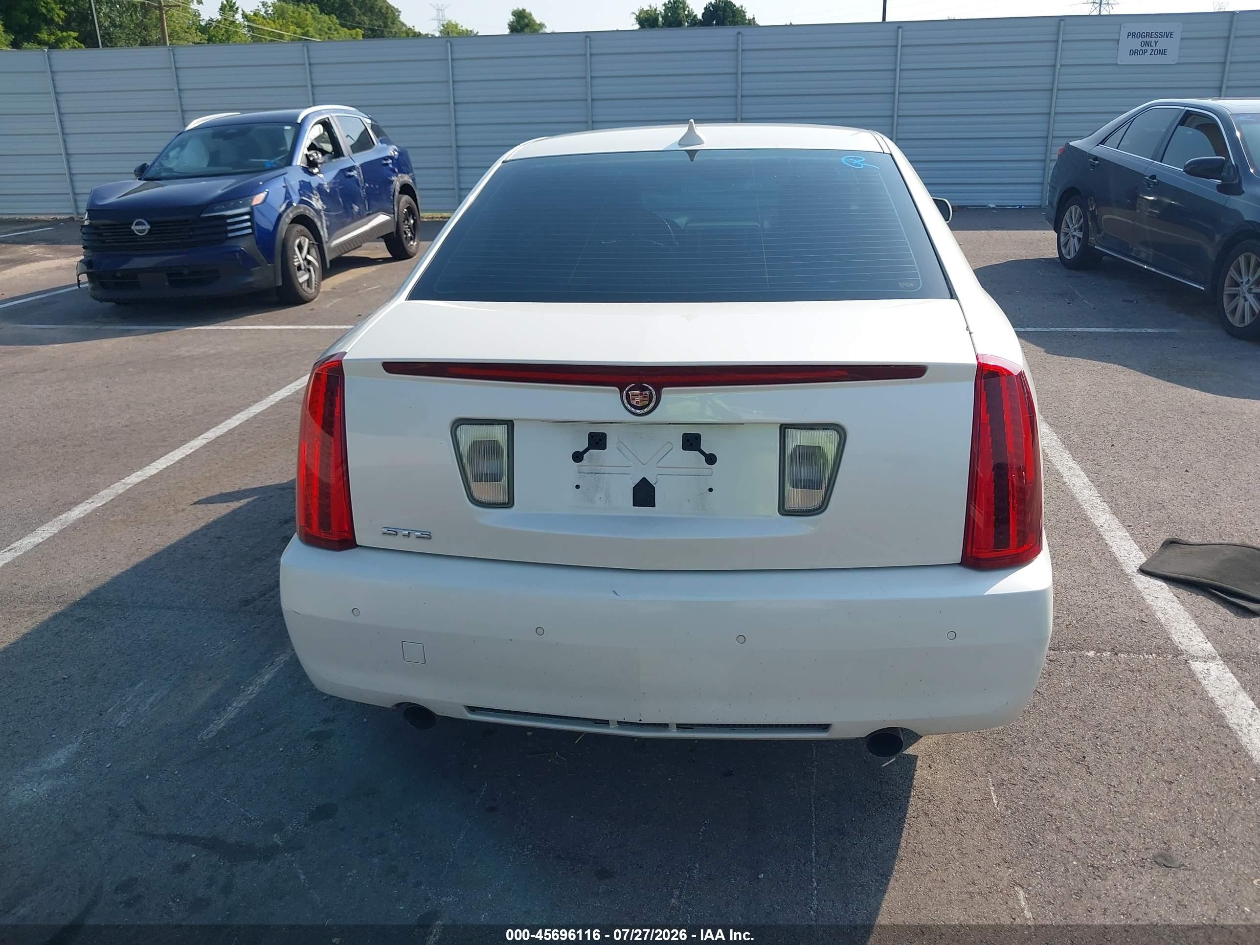 2011 Cadillac Sts Rwd W/1sb Cream vin: 1G6DW6ED8B0118754