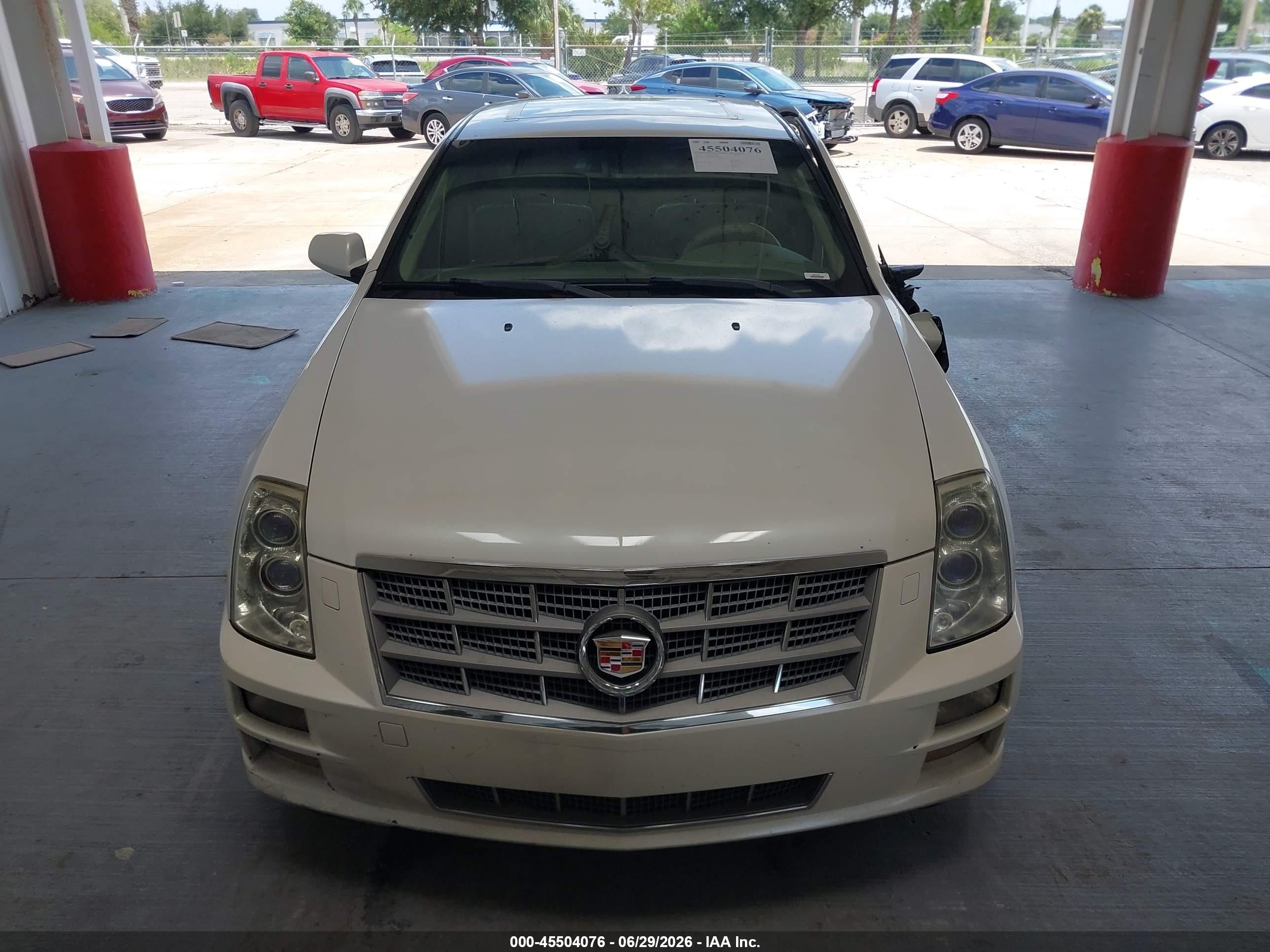2011 Cadillac Sts Rwd W/1sb White vin: 1G6DW6EDXB0117895