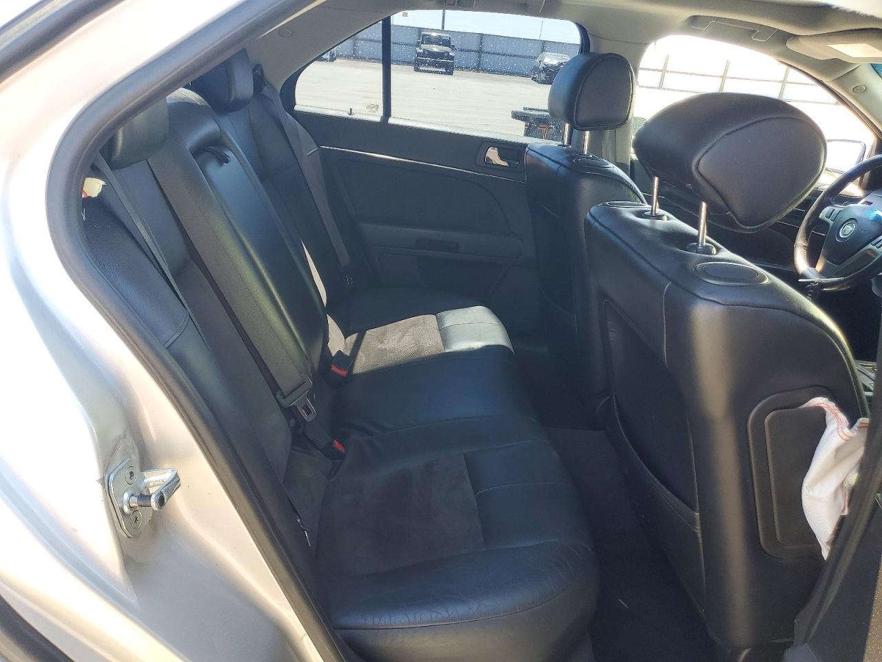 2007 Cadillac Sts-v Серебряный vin: 1G6DX67D770121971