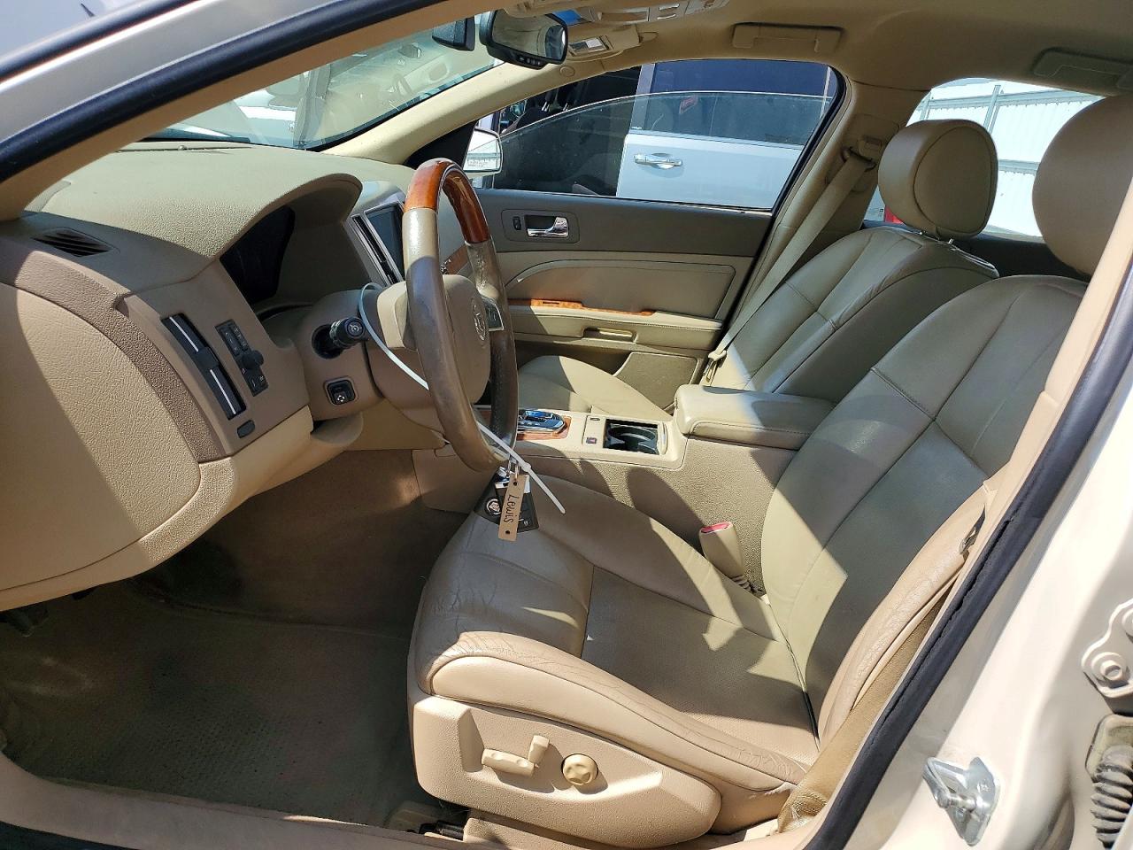 2011 Cadillac Sts Luxury Performance Cream vin: 1G6DX6ED2B0119251