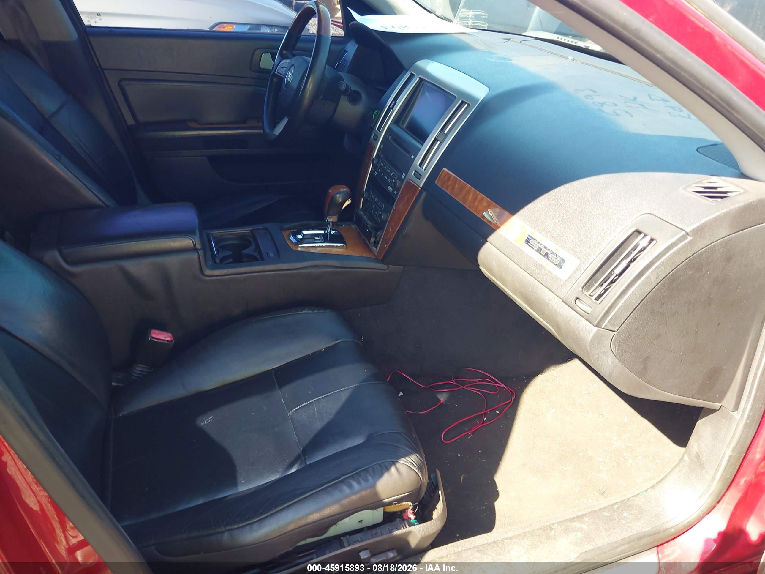 2008 Cadillac Sts Rwd W/1se Red vin: 1G6DZ67A280207688