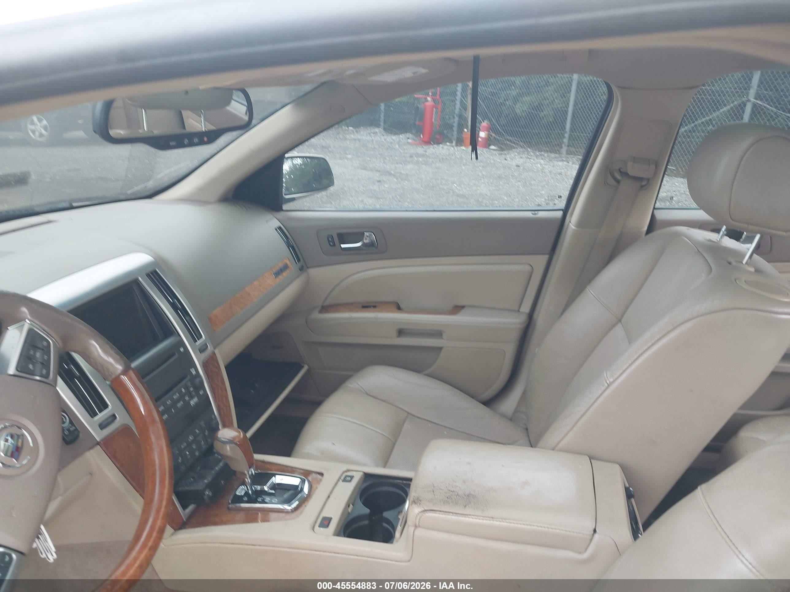 2009 Cadillac Sts Rwd W/1se Gold vin: 1G6DZ67A390104815