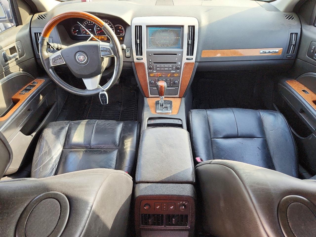 2009 Cadillac Sts Beige vin: 1G6DZ67A690107952