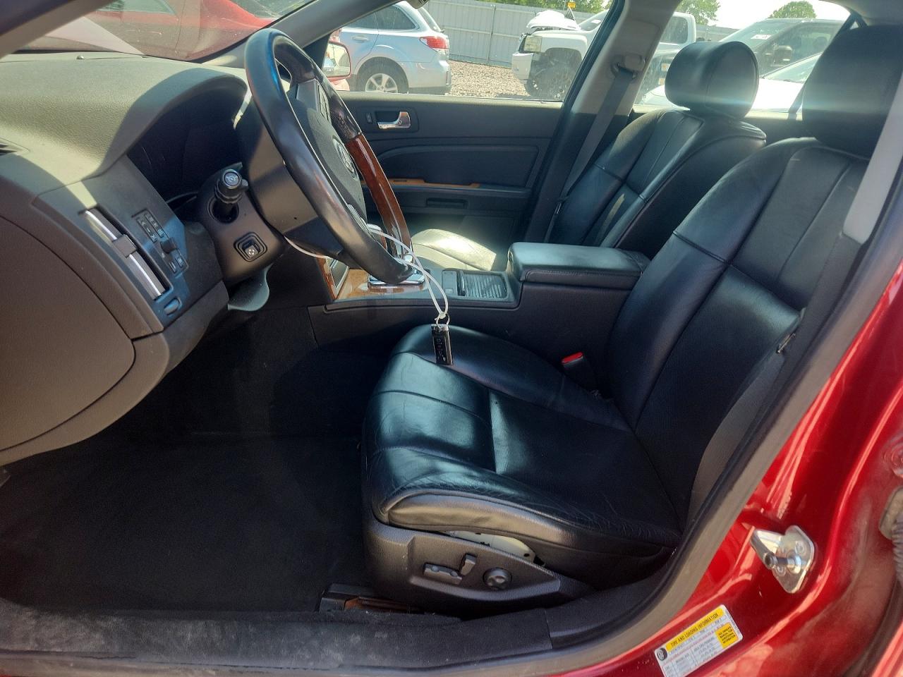 2008 Cadillac Sts Red vin: 1G6DZ67A880167102