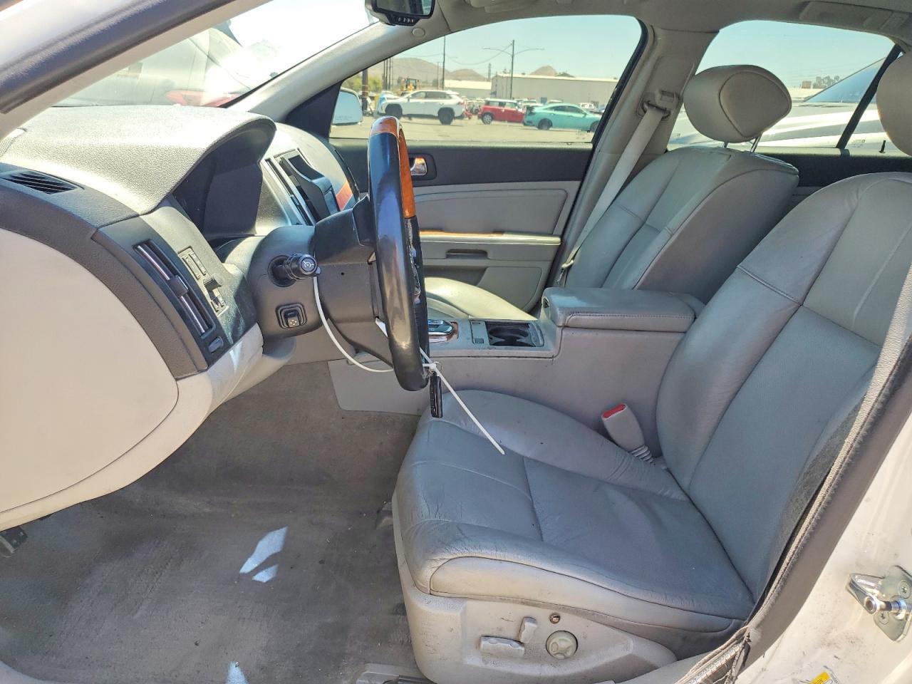 2008 Cadillac Sts Cream vin: 1G6DZ67AX80197489