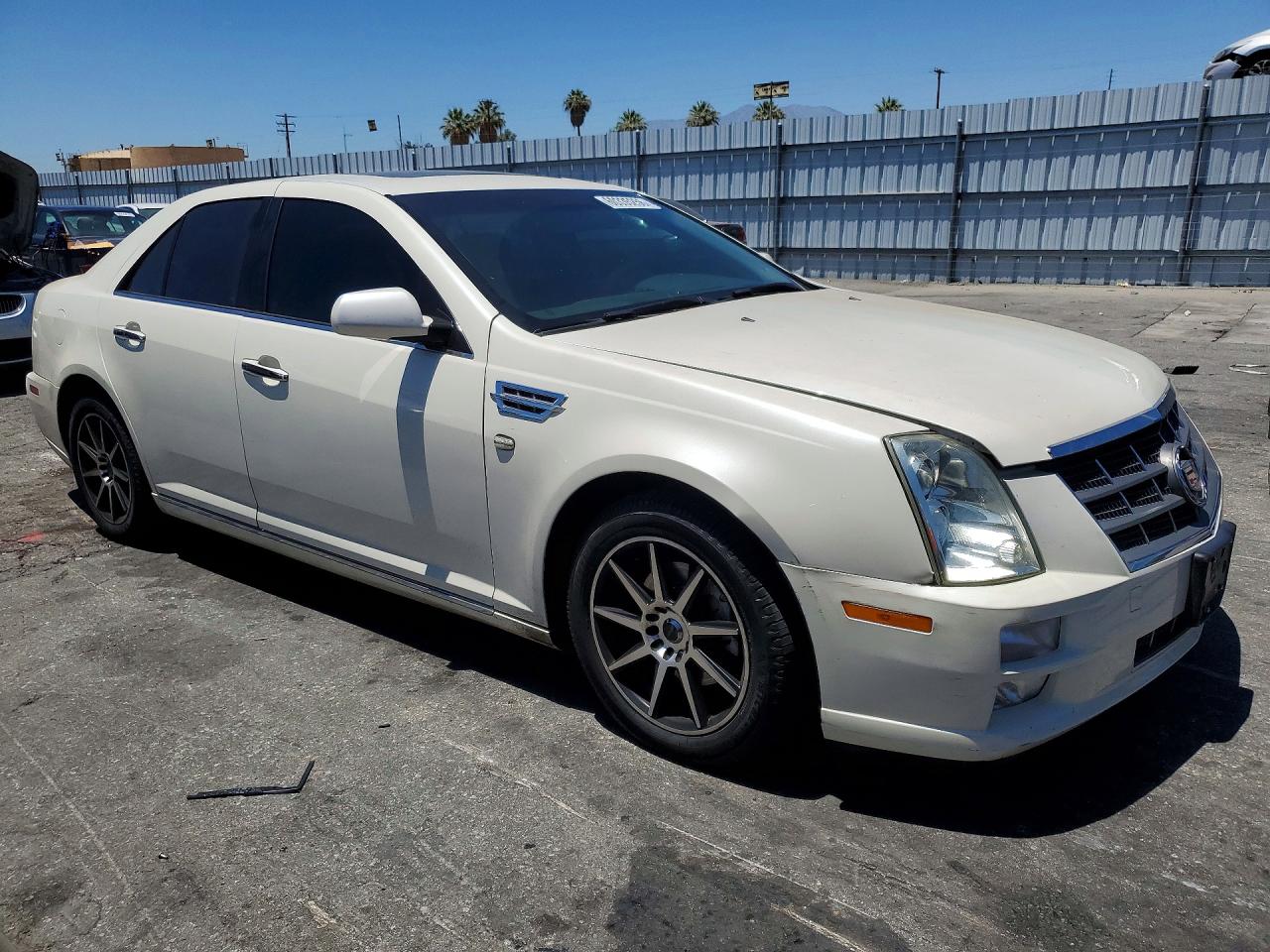 2008 Cadillac Sts Cream vin: 1G6DZ67AX80197489