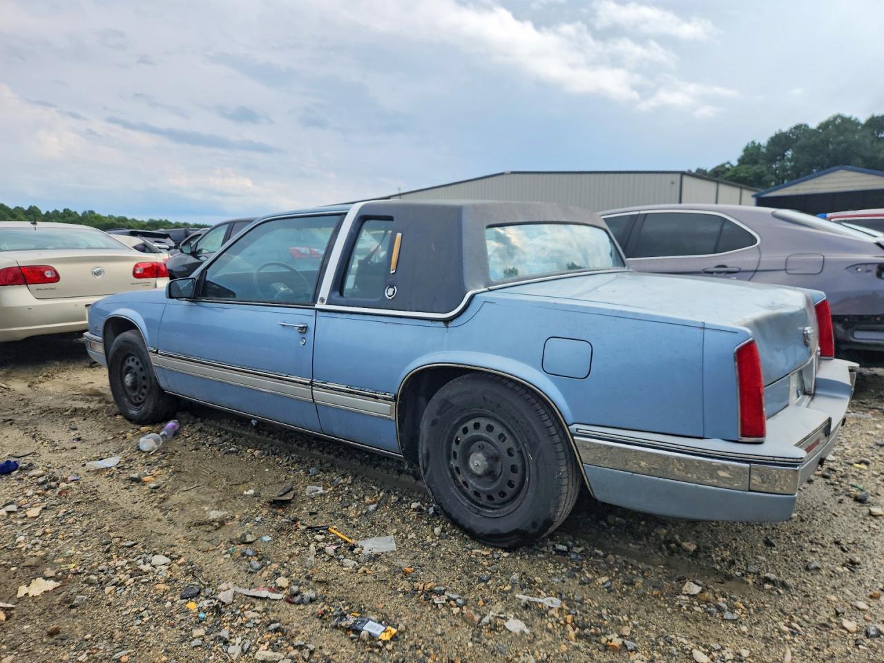 1988 Cadillac Eldorado Blue vin: 1G6EL1152JU617815