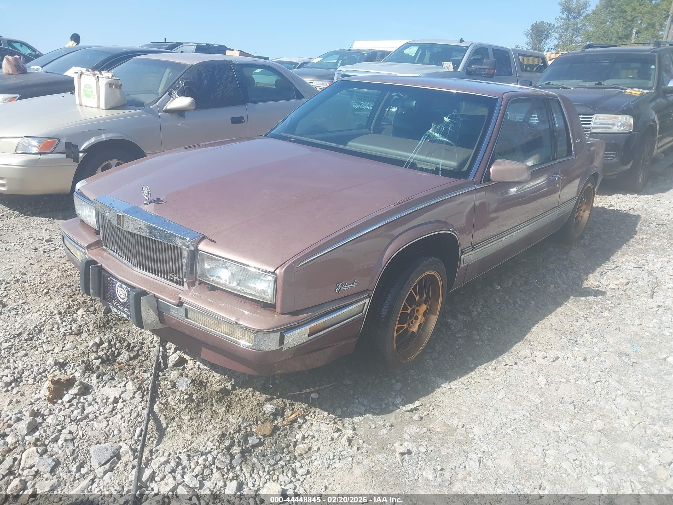 1989 Cadillac Eldorado   Бежевый vin: 1G6EL1152KU614639