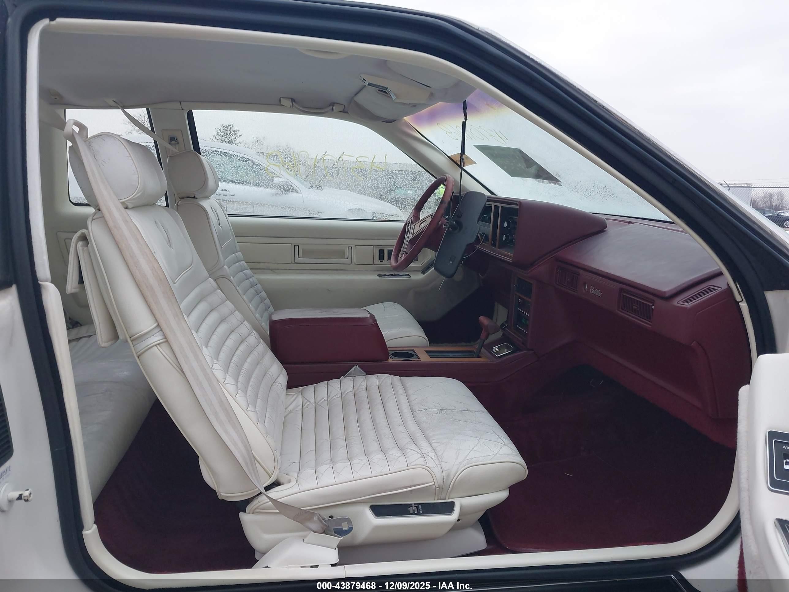 1988 Cadillac Eldorado   White vin: 1G6EL1153JU623512